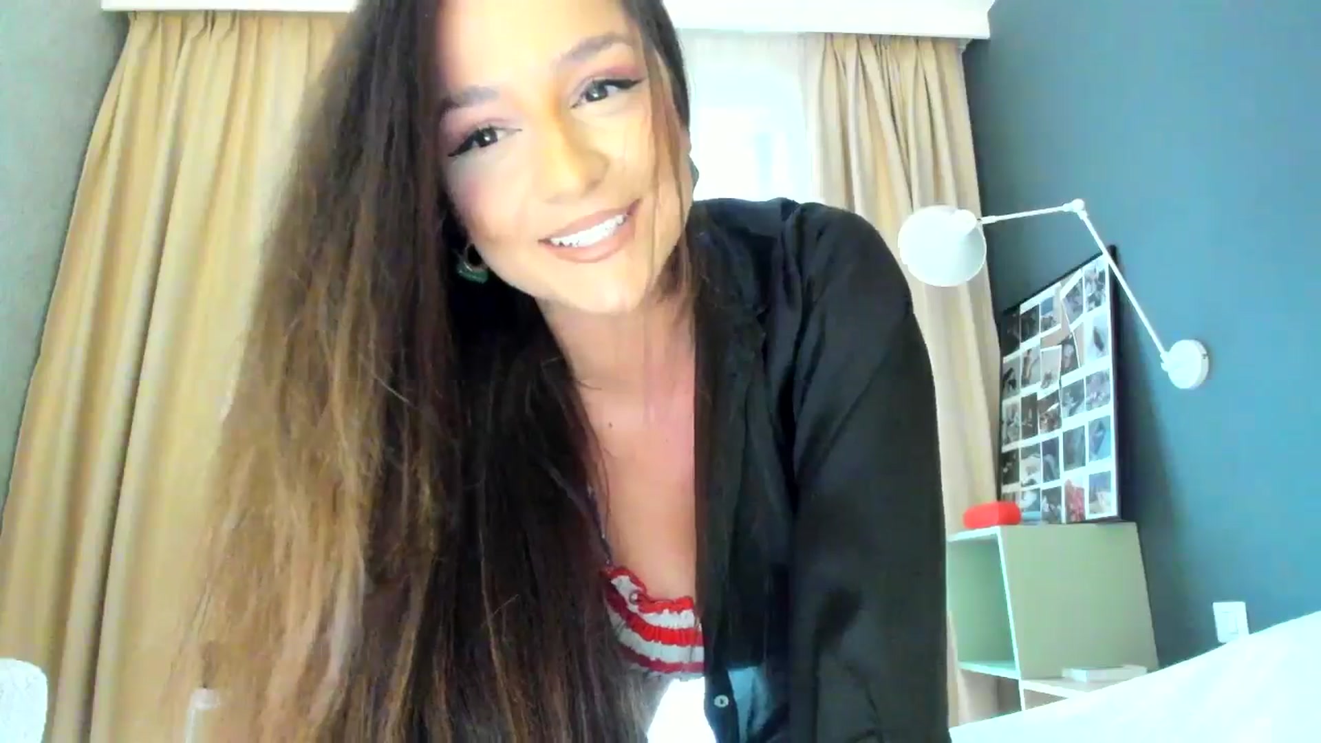 Gallery image thumbnail from Eve___'s myfreecams stream on, 11/28/2024, 14:50 image 4 of 20