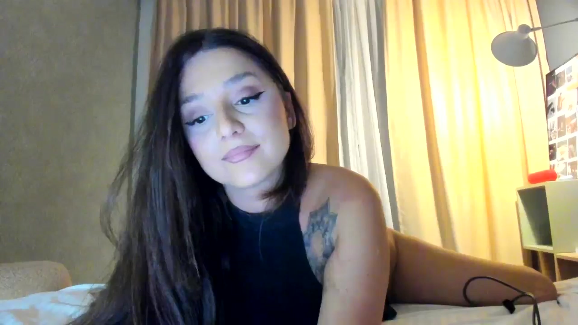 Gallery image thumbnail from Eve___'s myfreecams stream on, 11/29/2024, 15:59 image 2 of 20