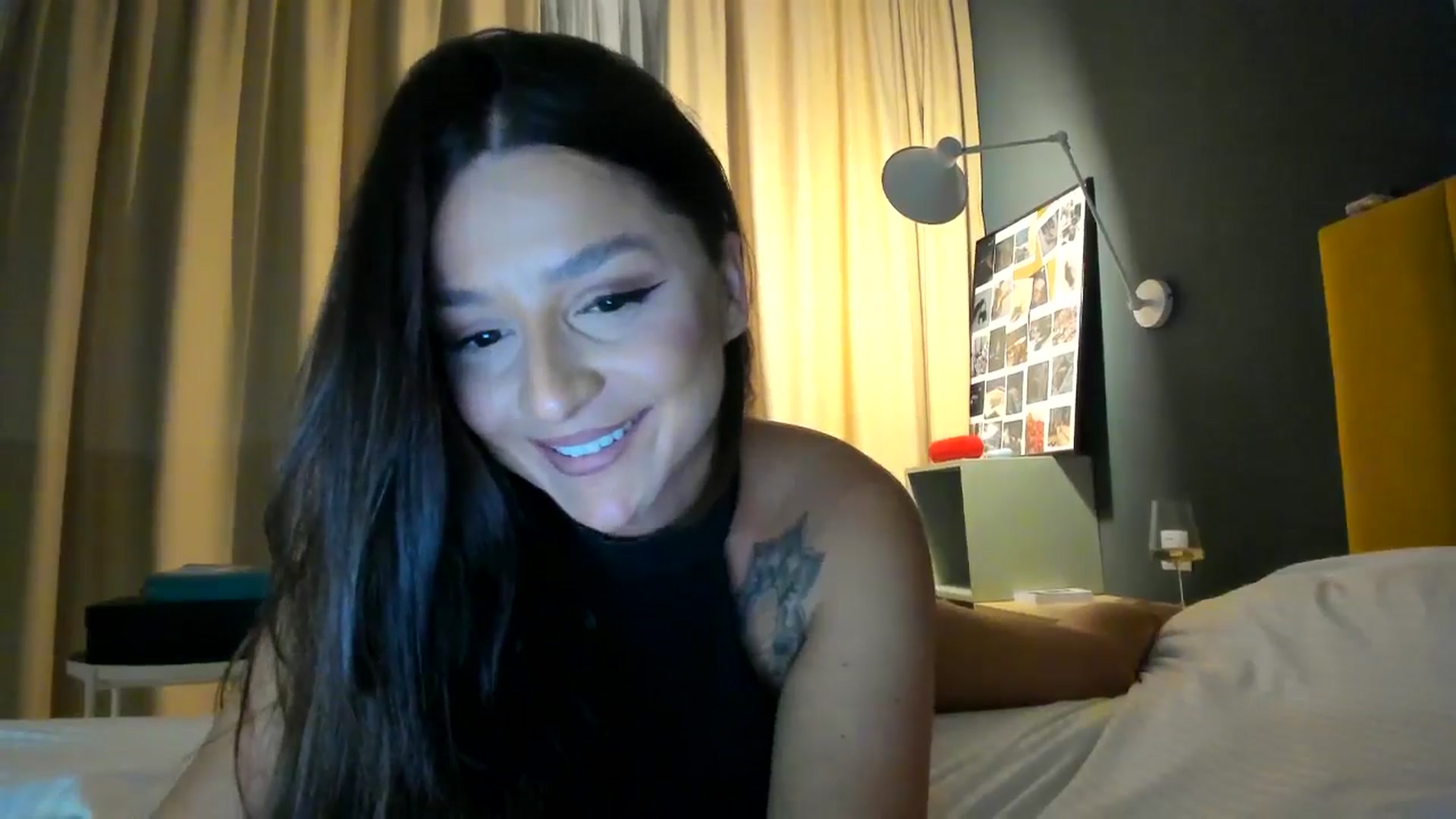 Gallery image thumbnail from Eve___'s myfreecams stream on, 11/29/2024, 15:59 image 4 of 20