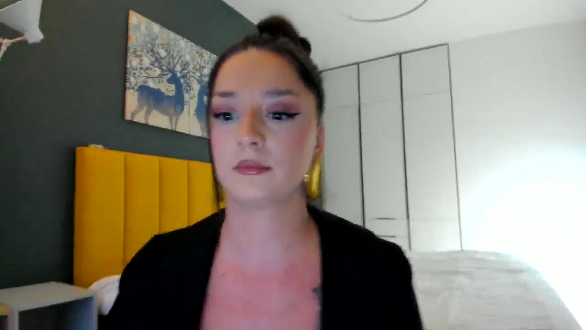 Gallery image thumbnail from Eve___'s myfreecams stream on, 12/01/2024, 15:10 image 14 of 20