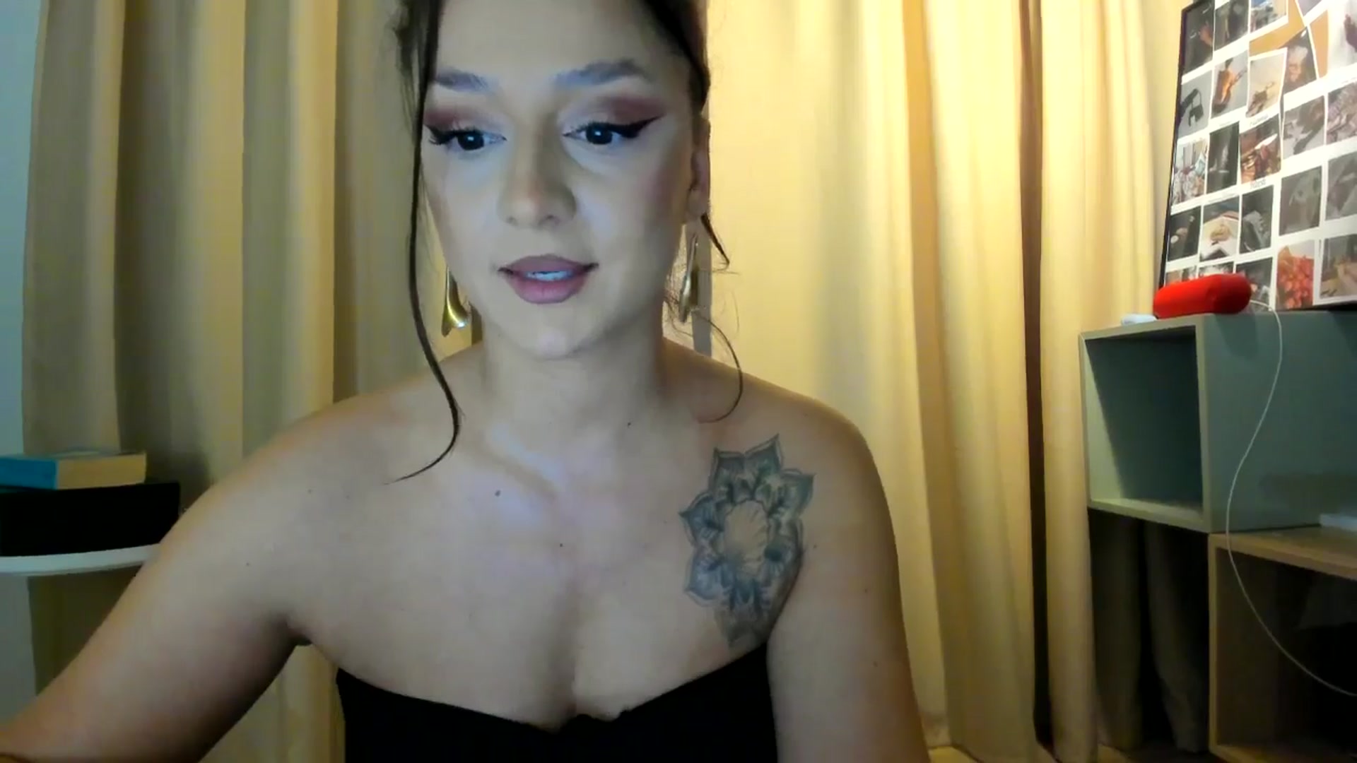 Gallery image thumbnail from Eve___'s myfreecams stream on, 12/07/2024, 15:41 image 8 of 20