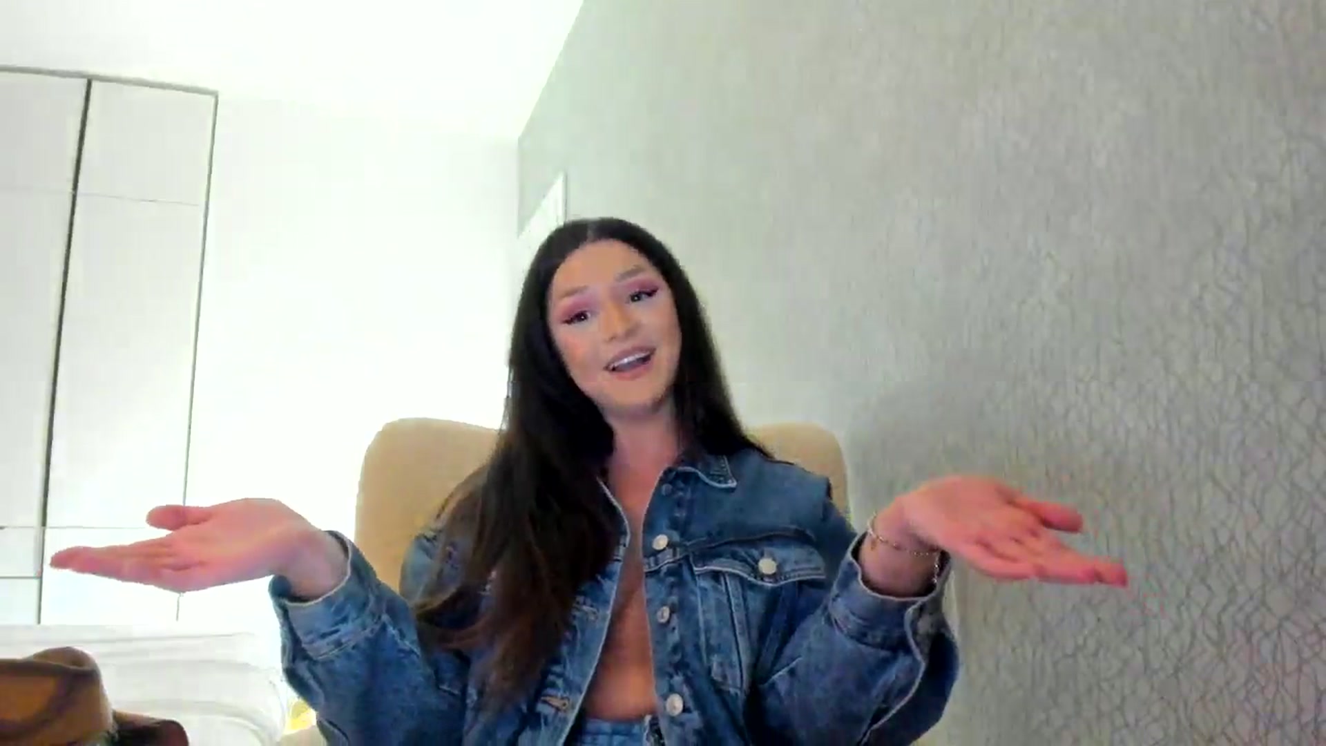 Gallery image thumbnail from Eve___'s myfreecams stream on, 12/11/2024, 14:42 image 3 of 20
