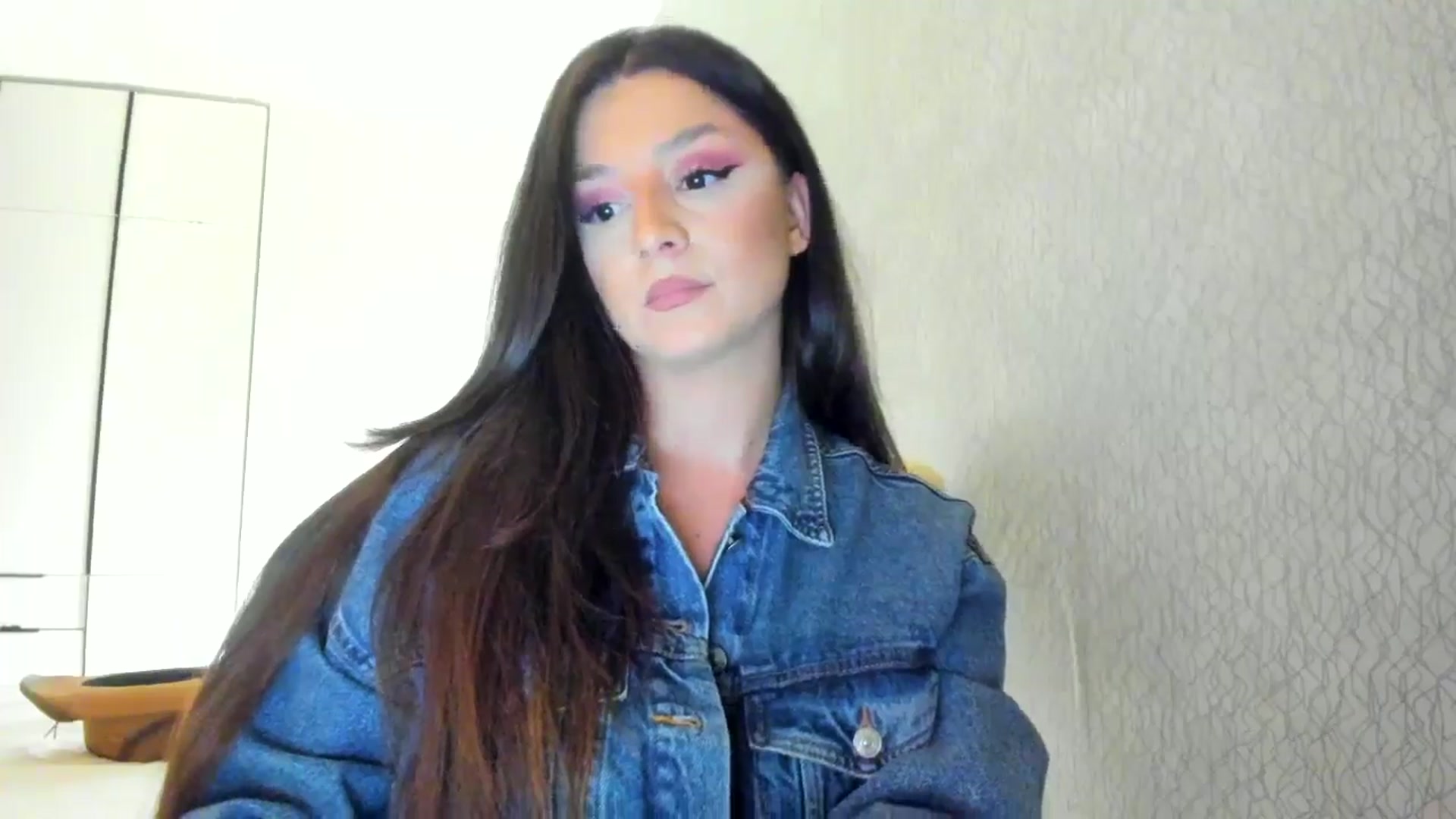 Gallery image thumbnail from Eve___'s myfreecams stream on, 12/11/2024, 14:42 image 10 of 20