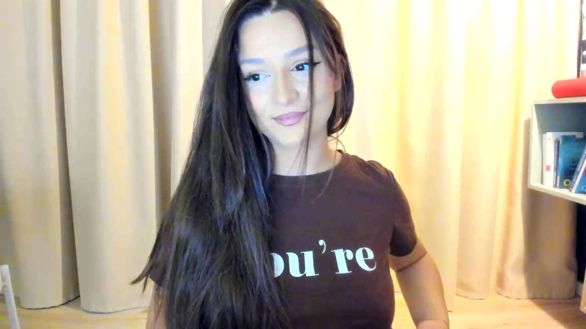 Gallery image thumbnail from Eve___'s myfreecams stream on, 01/04/2025, 15:05 image 13 of 20