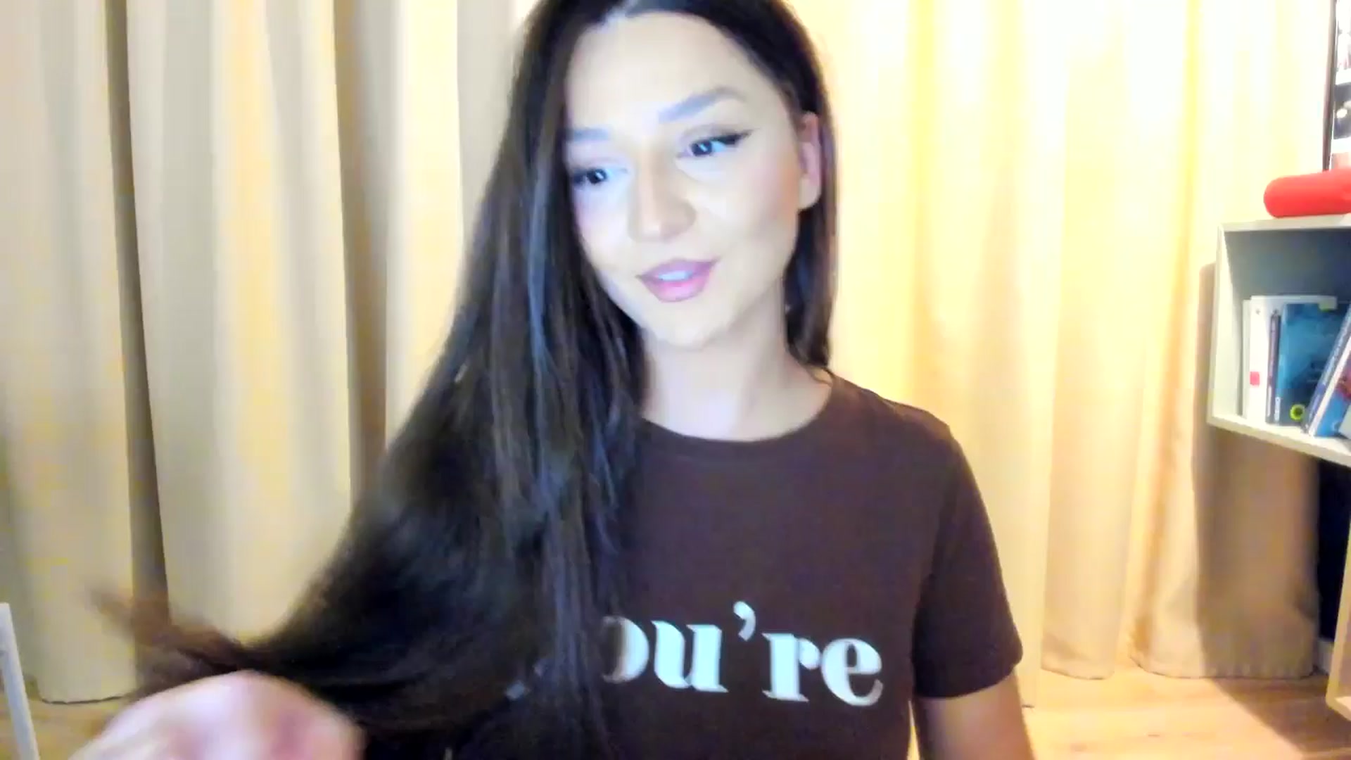 Gallery image thumbnail from Eve___'s myfreecams stream on, 01/04/2025, 15:05 image 14 of 20