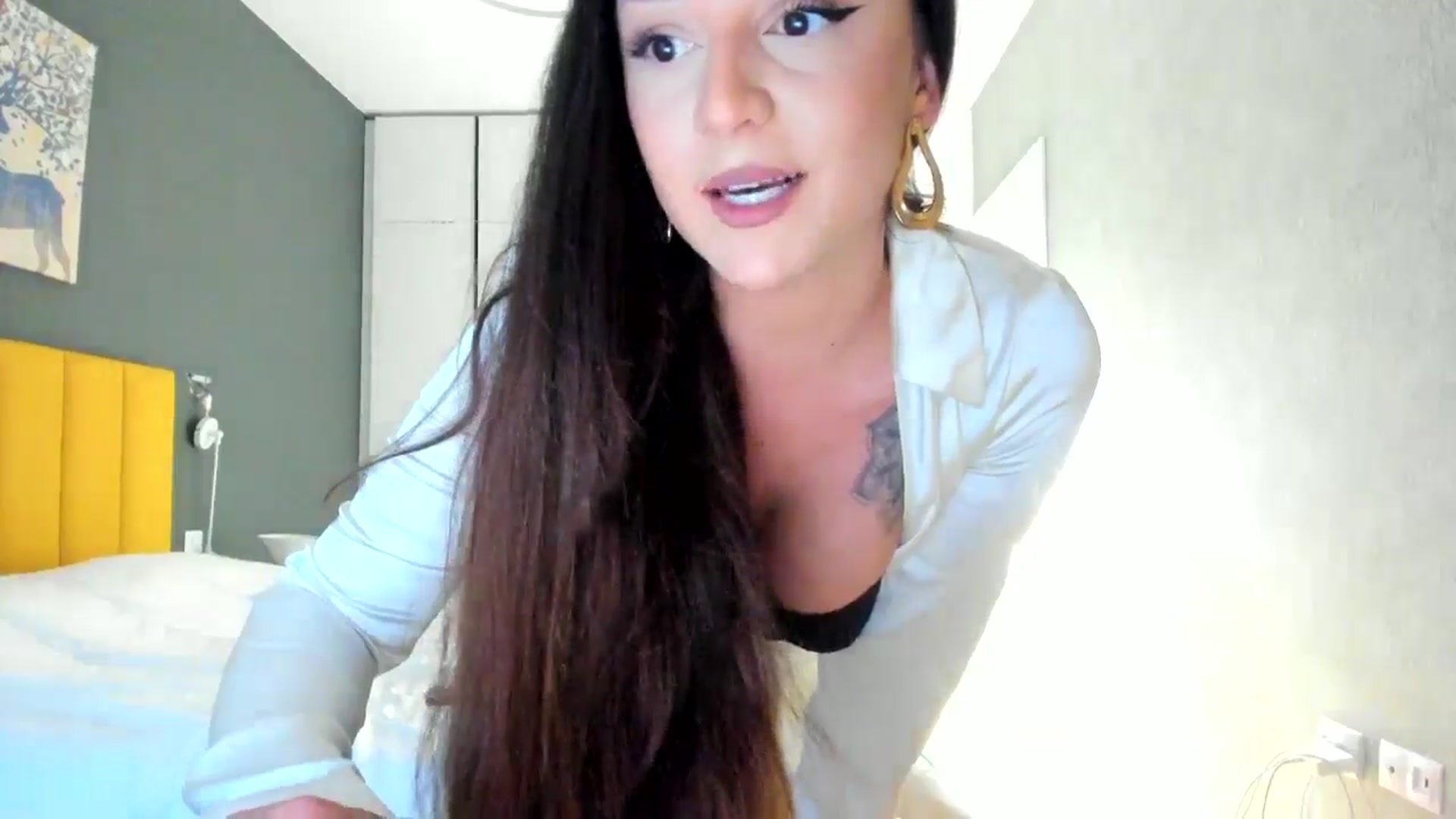 Gallery image thumbnail from Eve___'s myfreecams stream on, 01/05/2025, 16:23 image 6 of 20