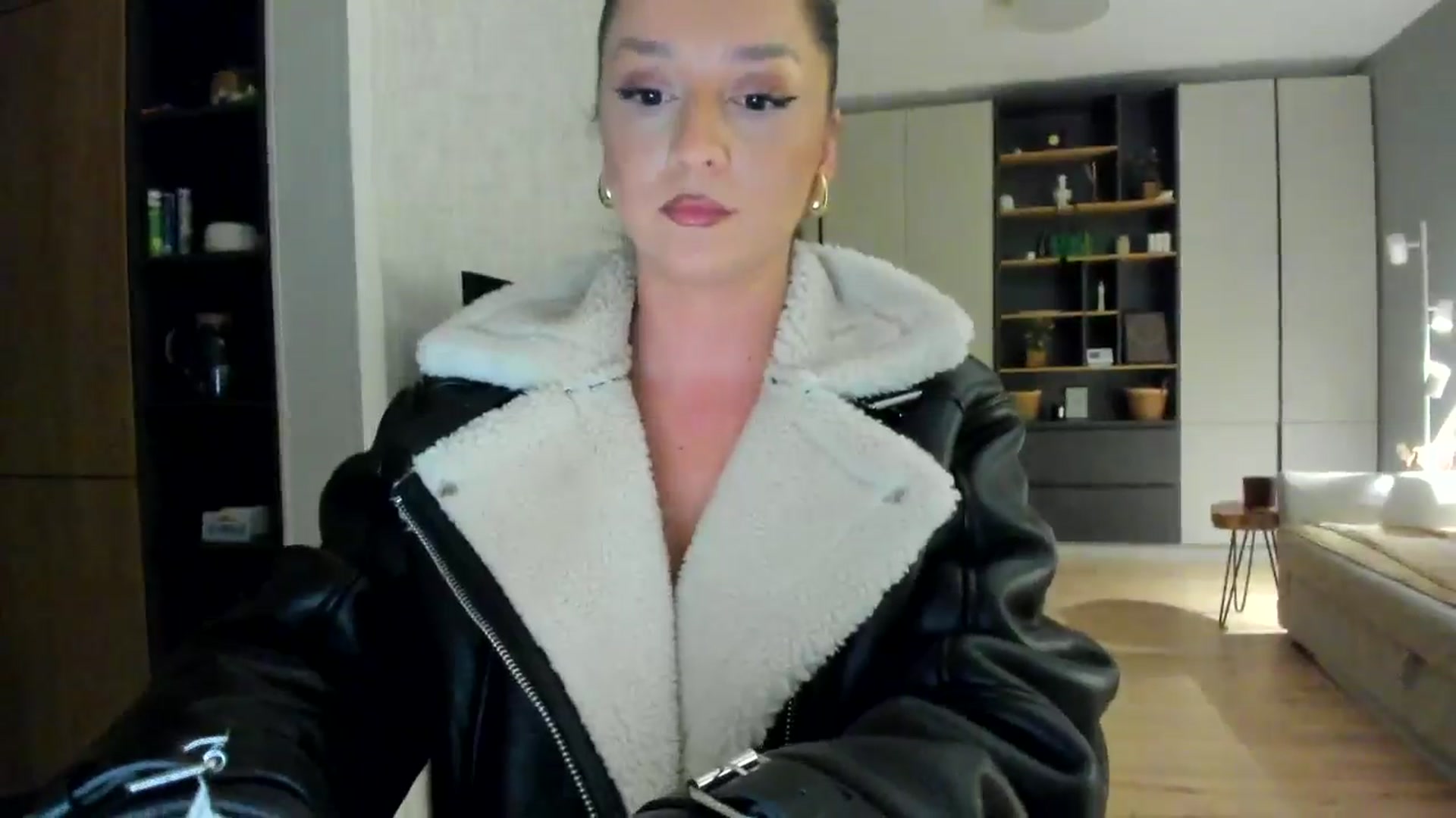 Gallery image thumbnail from Eve___'s myfreecams stream on, 01/10/2025, 17:31 image 2 of 20