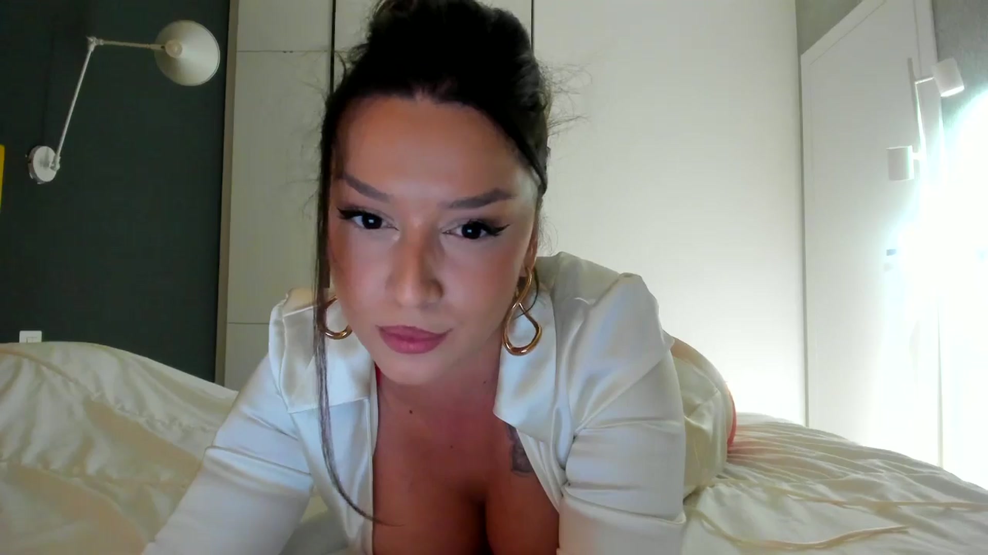 Gallery image thumbnail from Eve___'s myfreecams stream on, 01/14/2025, 16:00 image 15 of 20
