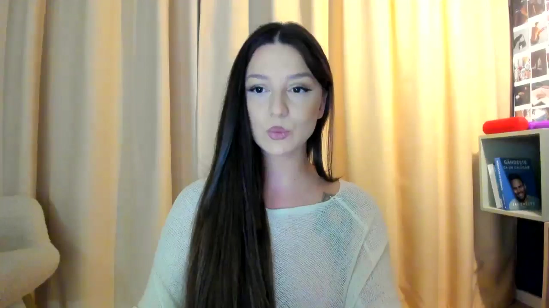 Gallery image thumbnail from Eve___'s myfreecams stream on, 01/15/2025, 15:18 image 15 of 20