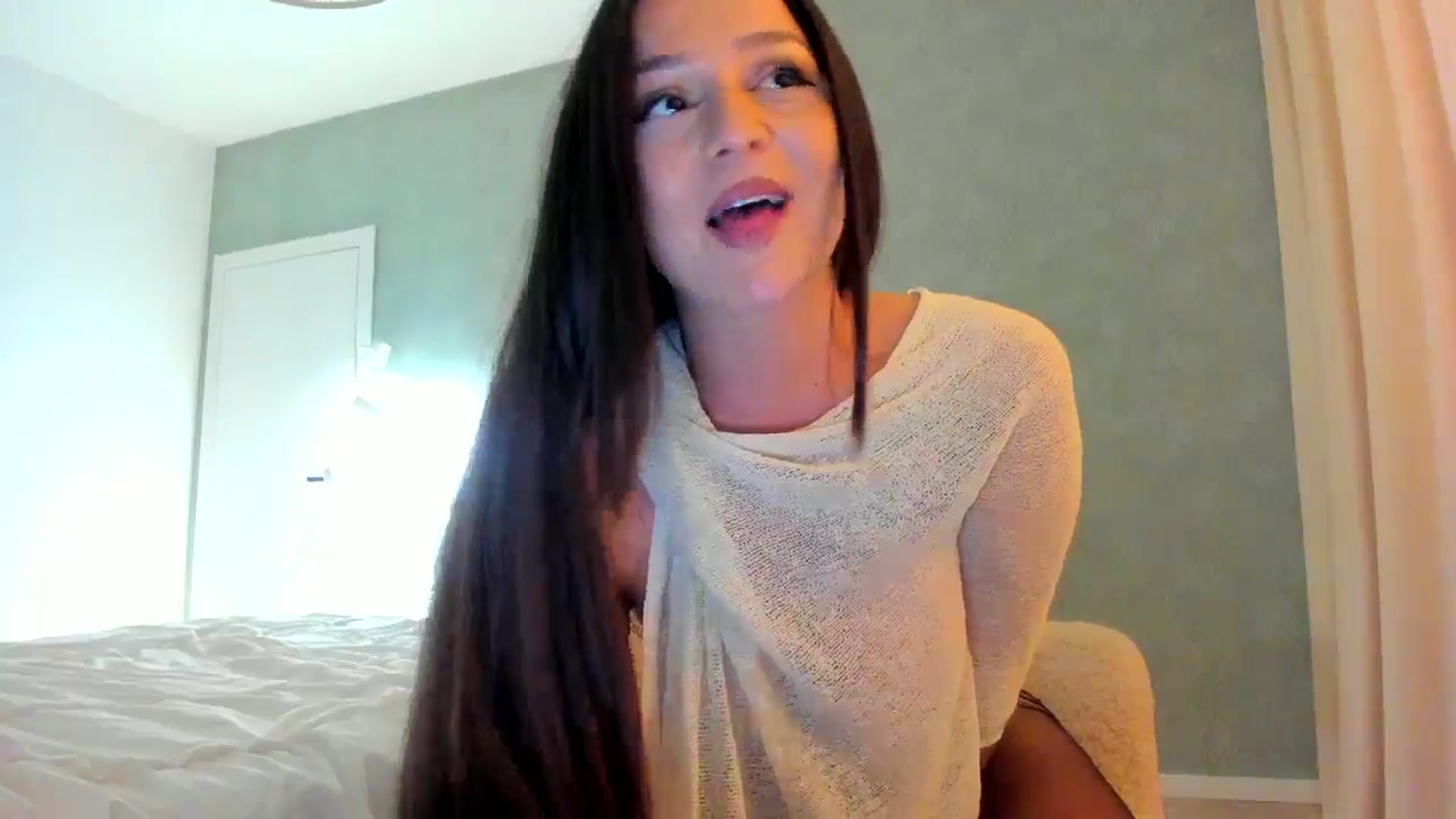 Gallery image thumbnail from Eve___'s myfreecams stream on, 01/15/2025, 16:53 image 15 of 20