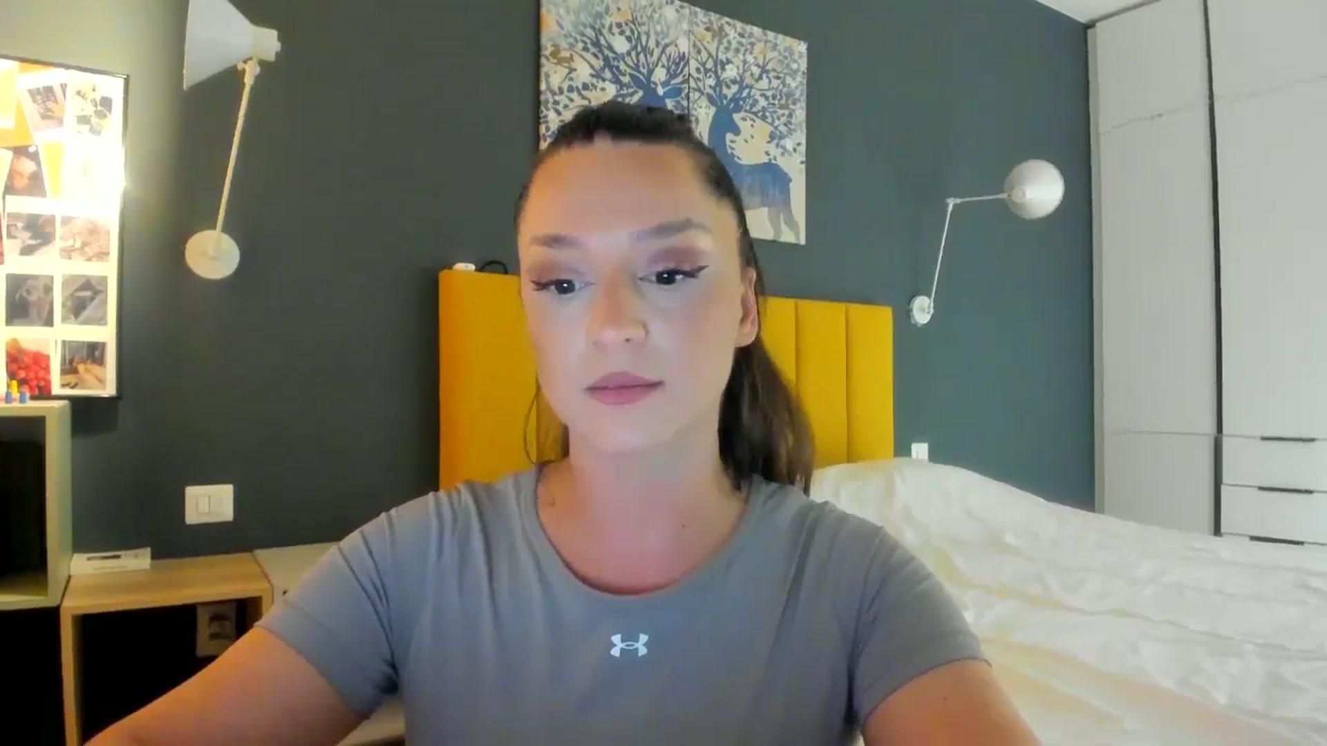 Gallery image thumbnail from Eve___'s myfreecams stream on, 01/17/2025, 16:37 image 16 of 20