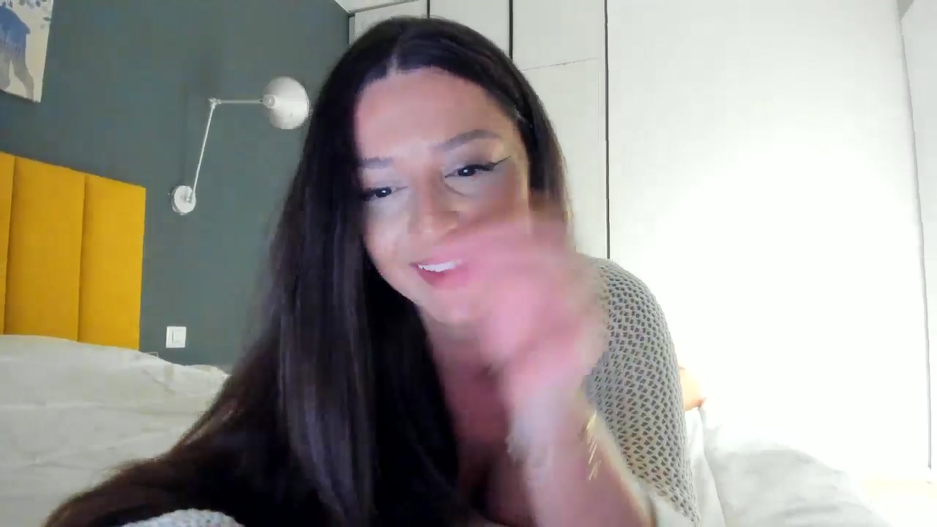 Gallery image thumbnail from Eve___'s myfreecams stream on, 01/20/2025, 18:06 image 14 of 20