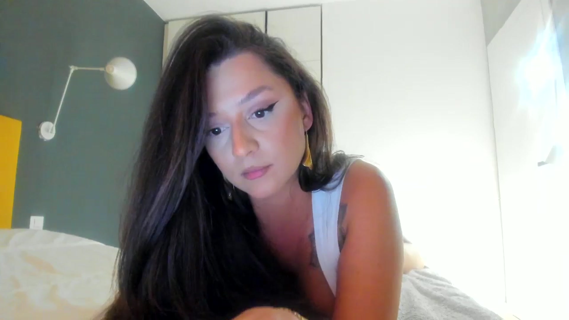 Gallery image thumbnail from Eve___'s myfreecams stream on, 02/06/2025, 18:05 image 20 of 20