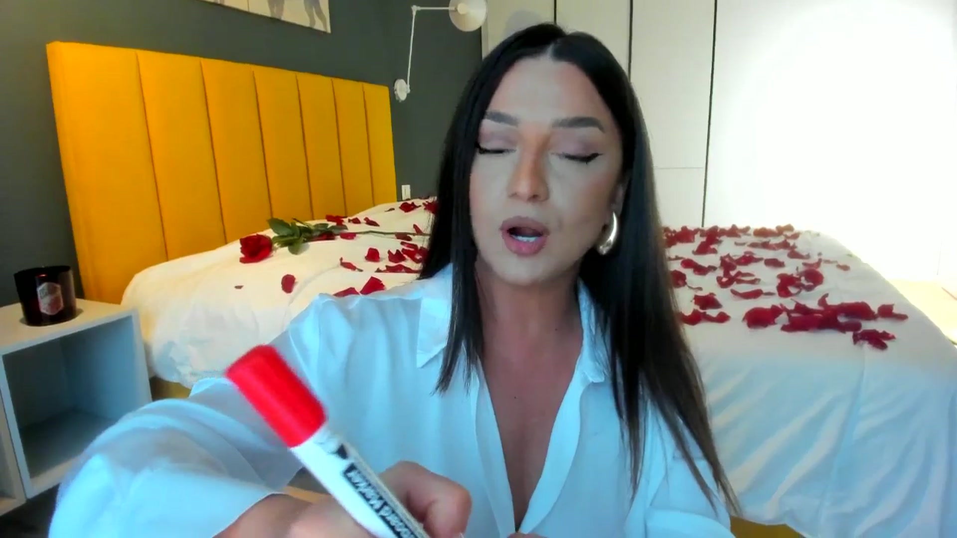Gallery image thumbnail from Eve___'s myfreecams stream on, 02/14/2025, 15:00 image 19 of 20