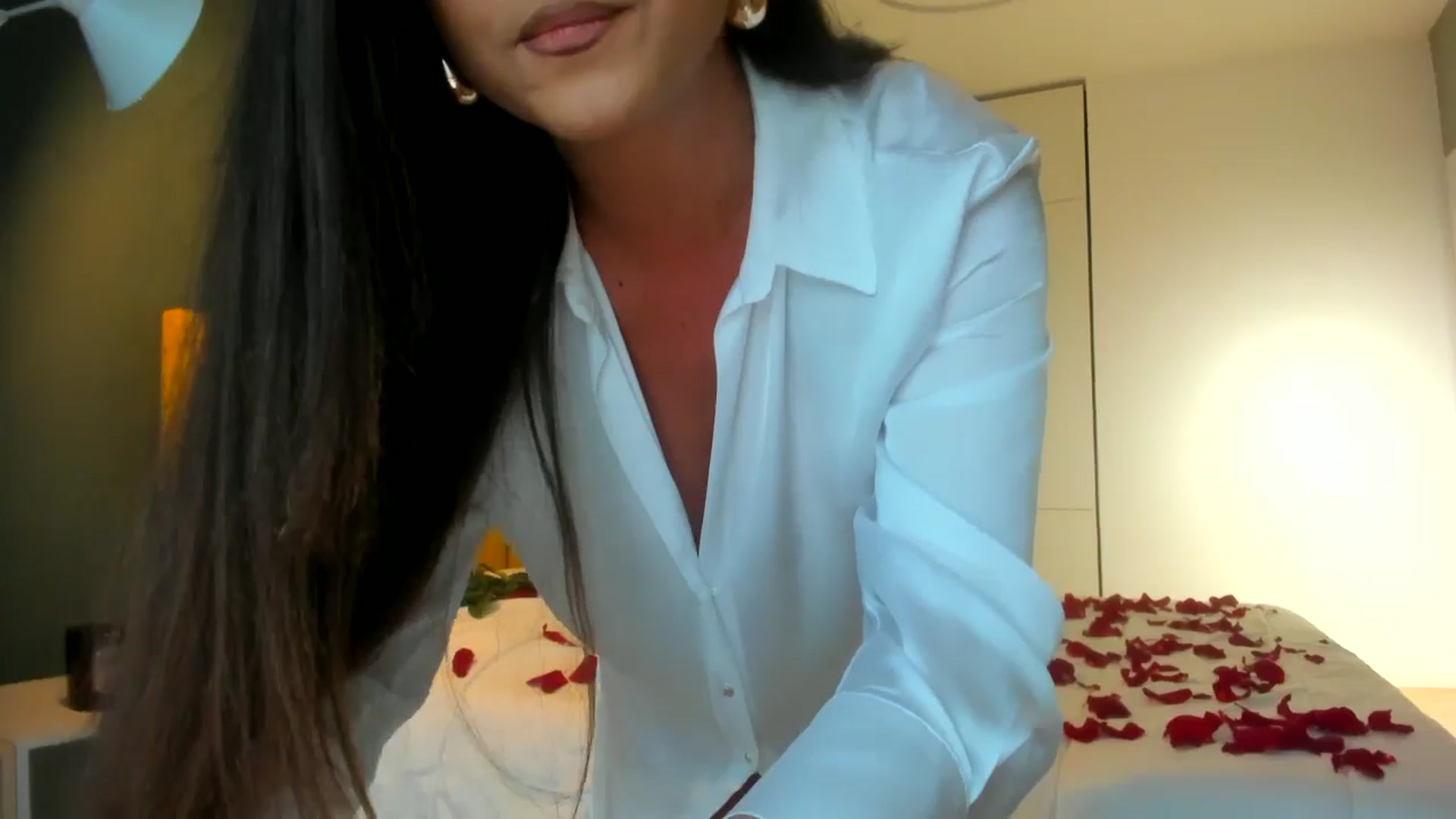 Gallery image thumbnail from Eve___'s myfreecams stream on, 02/14/2025, 15:00 image 15 of 20