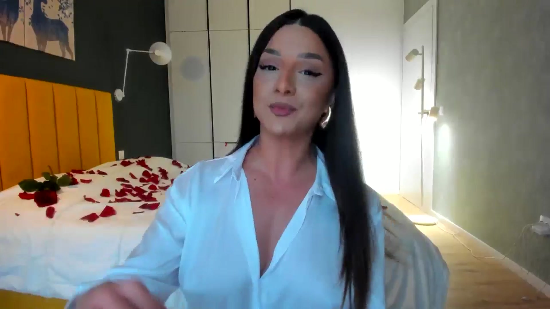 Gallery image thumbnail from Eve___'s myfreecams stream on, 02/14/2025, 15:00 image 7 of 20