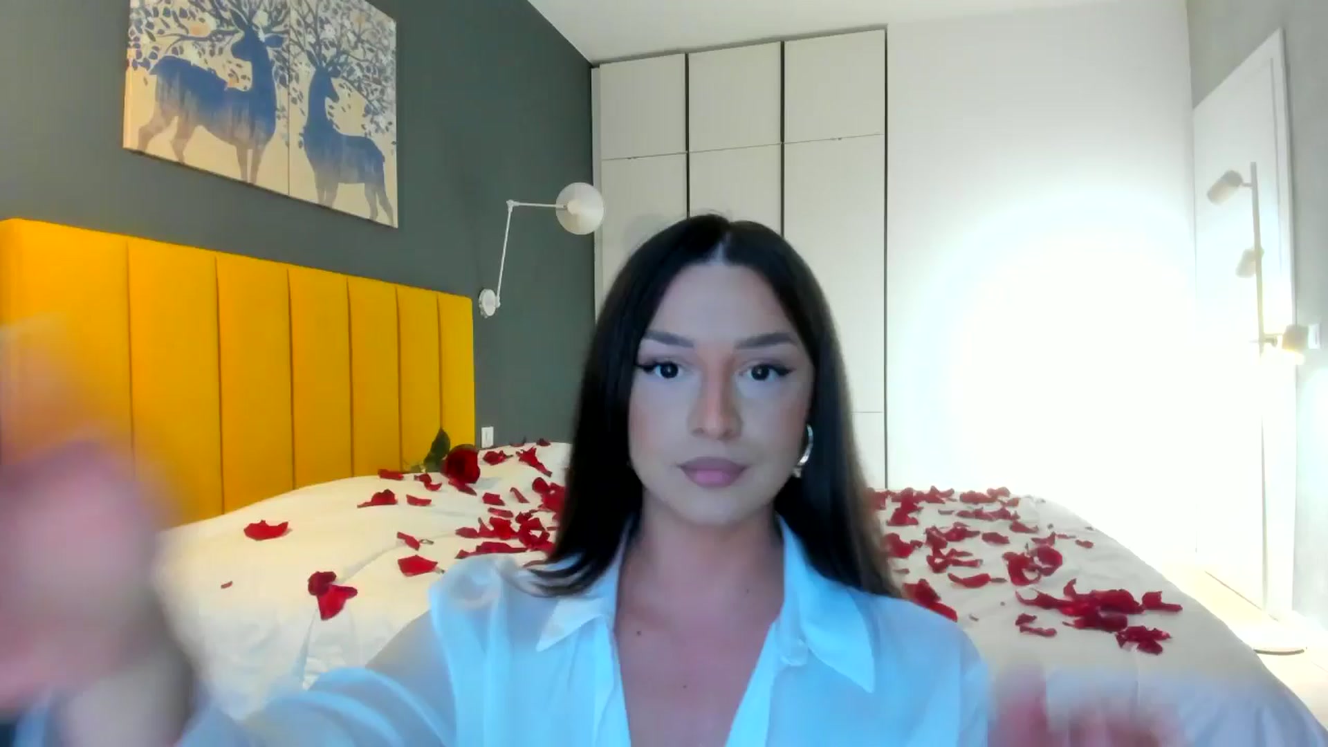 Gallery image thumbnail from Eve___'s myfreecams stream on, 02/14/2025, 16:57 image 4 of 20