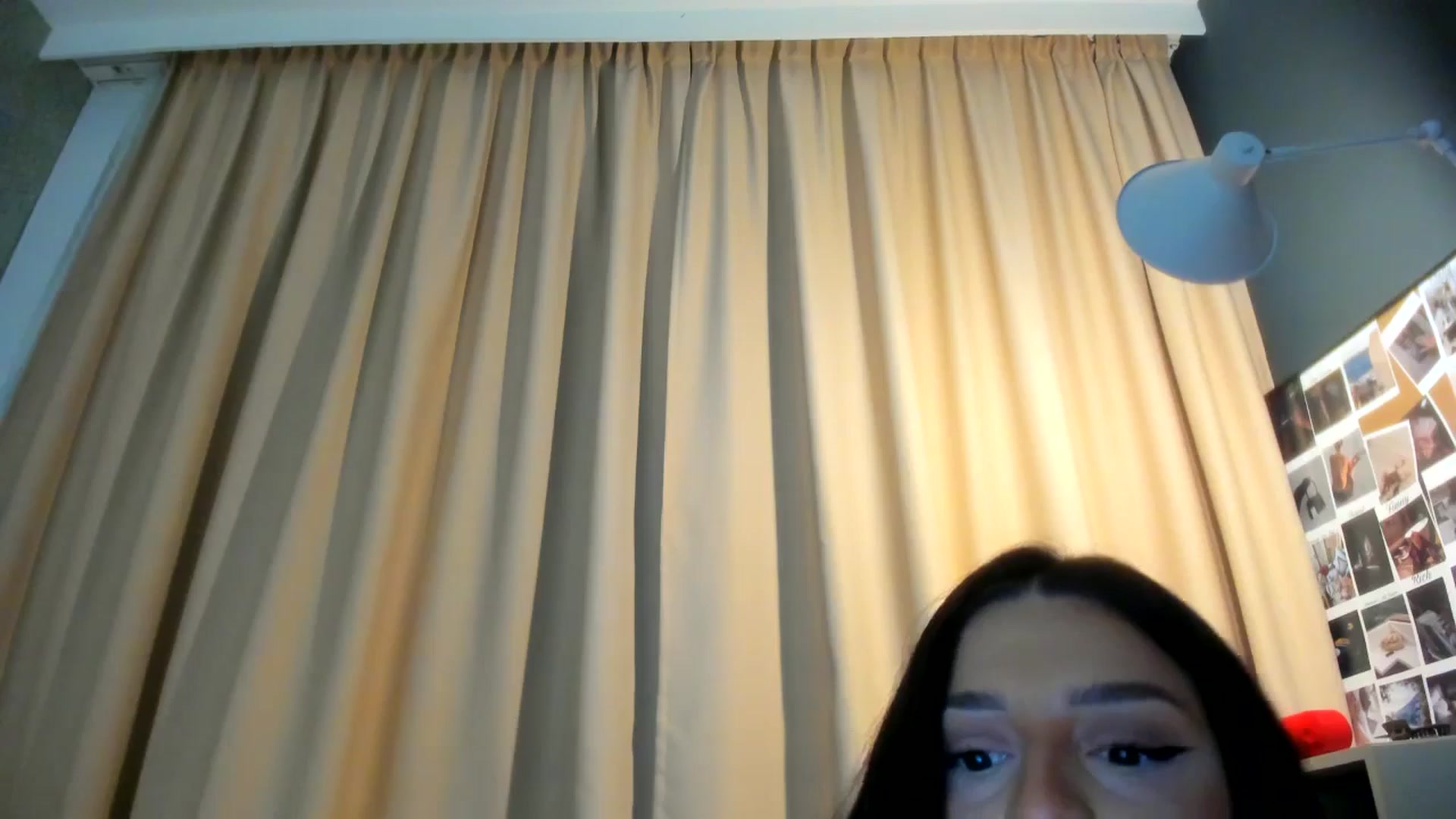 Gallery image thumbnail from Eve___'s myfreecams stream on, 02/14/2025, 17:27 image 17 of 20
