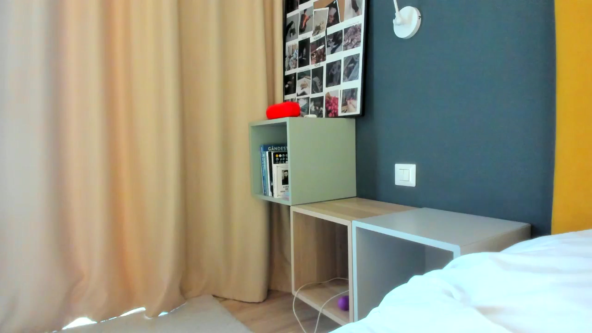 Gallery image thumbnail from Eve___'s myfreecams stream on, 02/23/2025, 15:55 image 7 of 20