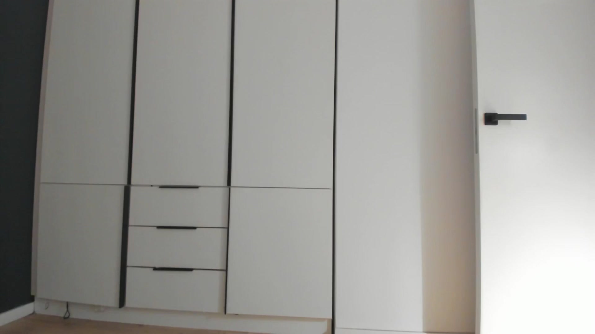 Gallery image thumbnail from Eve___'s myfreecams stream on, 03/08/2025, 17:10 image 6 of 20