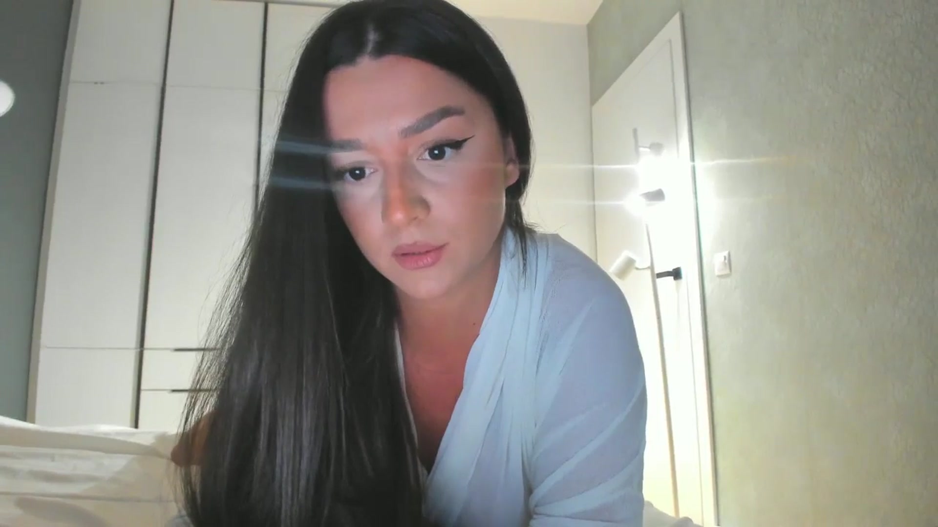 Gallery image thumbnail from Eve___'s myfreecams stream on, 03/11/2025, 16:03 image 19 of 20
