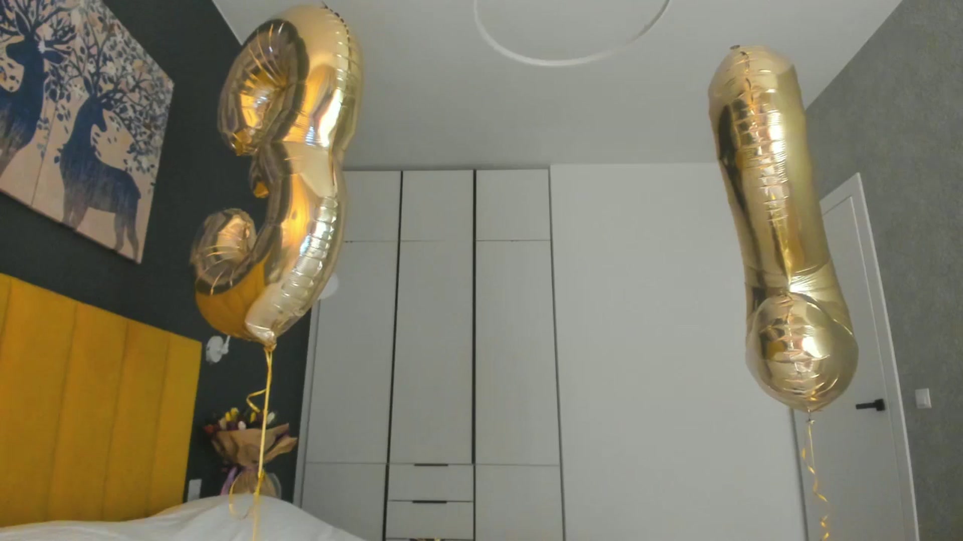 Gallery image thumbnail from Eve___'s myfreecams stream on, 03/15/2025, 17:39 image 5 of 20