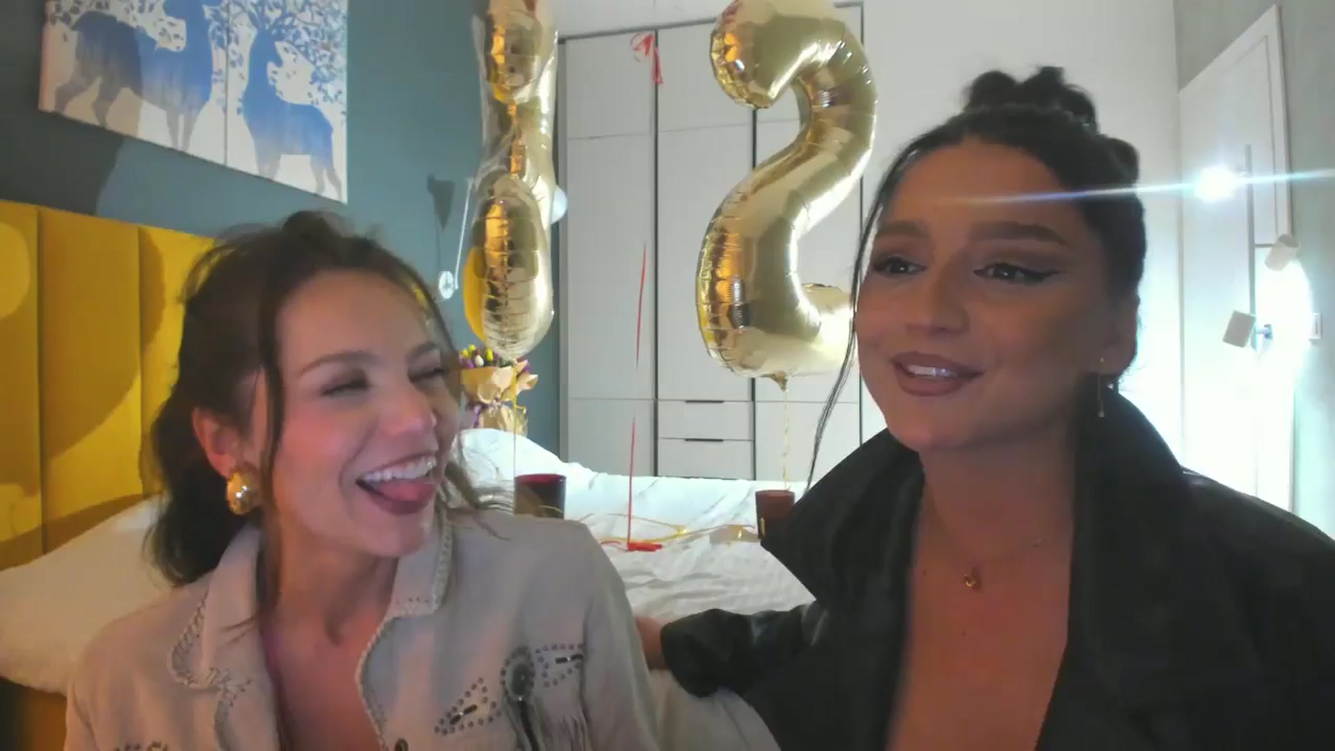 Gallery image thumbnail from Eve___'s myfreecams stream on, 03/15/2025, 19:44 image 9 of 20