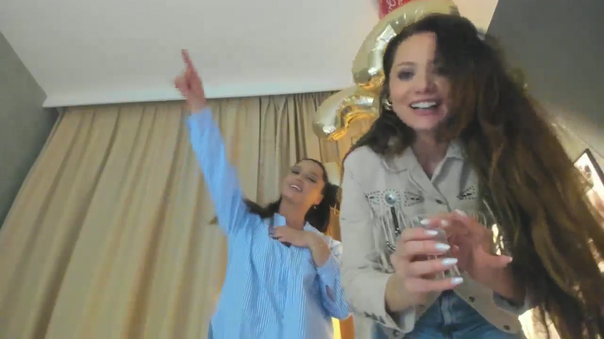 Gallery image thumbnail from Eve___'s myfreecams stream on, 03/15/2025, 23:23 image 20 of 20