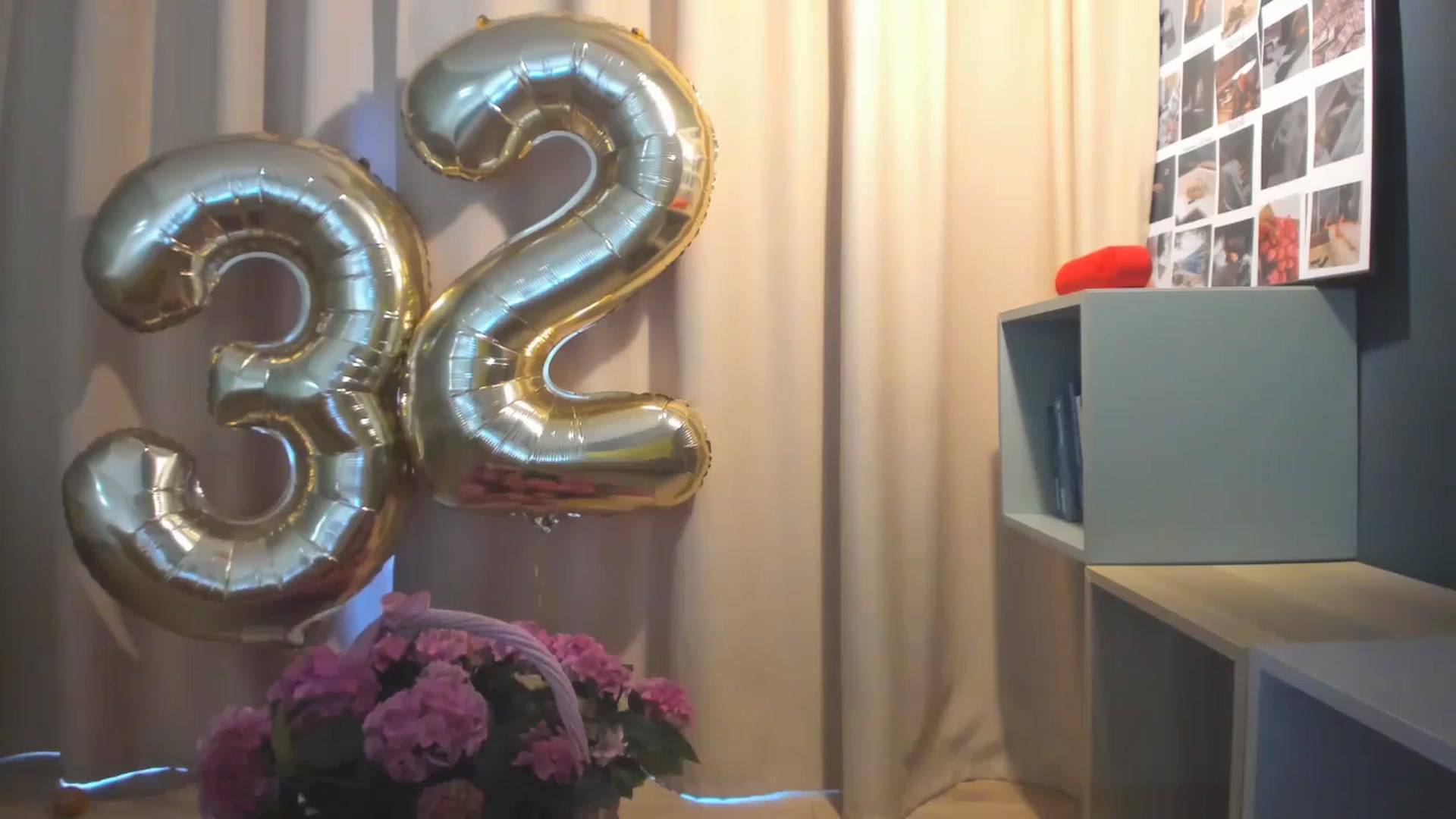 Gallery image thumbnail from Eve___'s myfreecams stream on, 03/17/2025, 15:09 image 7 of 20