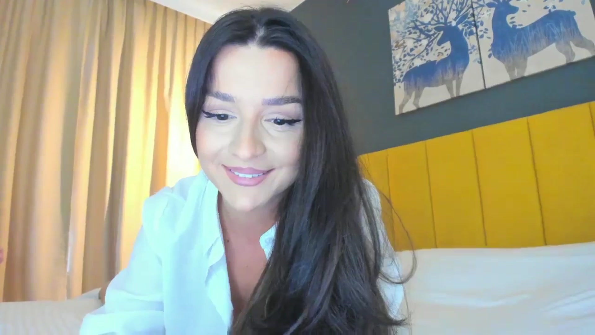 Gallery image thumbnail from Eve___'s myfreecams stream on, 03/25/2025, 14:44 image 16 of 20