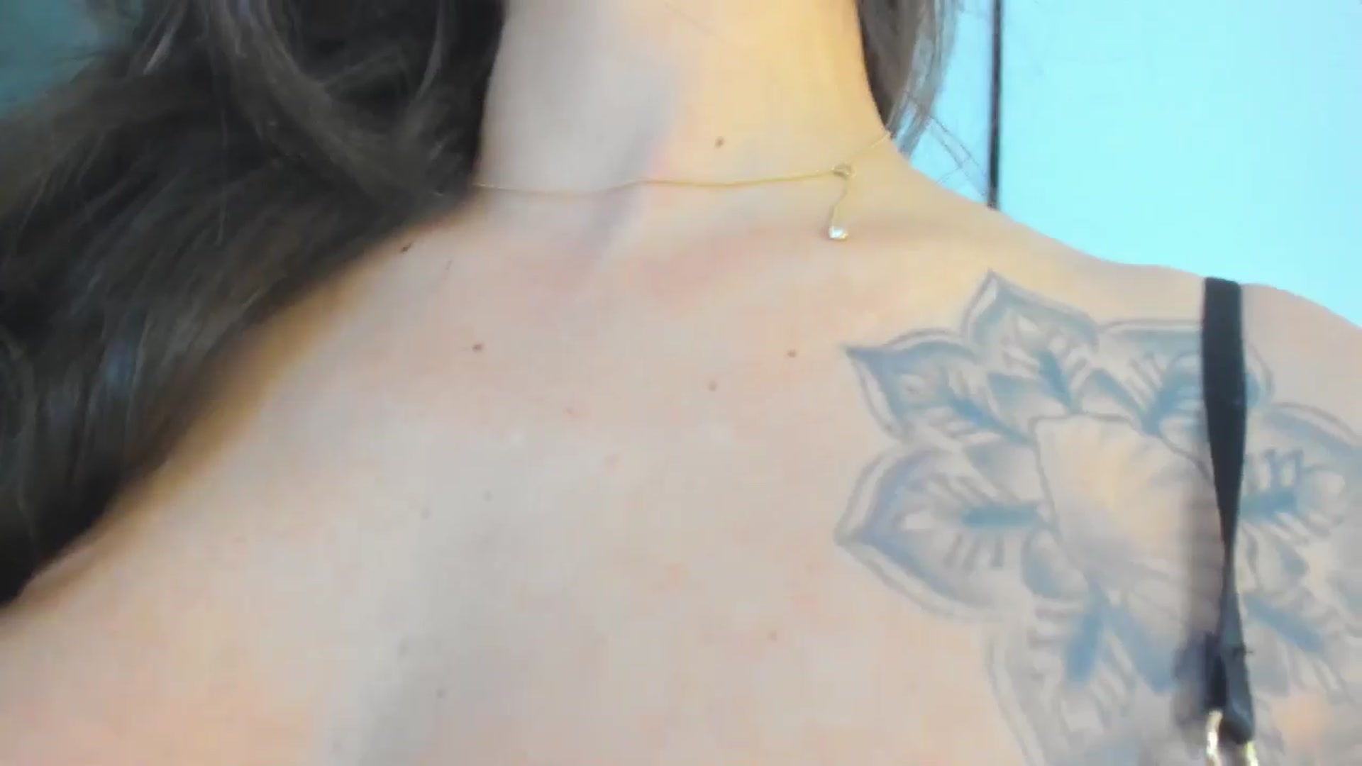 Gallery image thumbnail from Eve___'s myfreecams stream on, 03/28/2025, 15:34 image 6 of 20