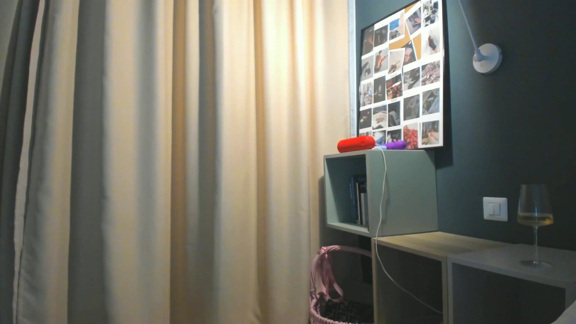 Gallery image thumbnail from Eve___'s myfreecams stream on, 03/28/2025, 17:07 image 5 of 20