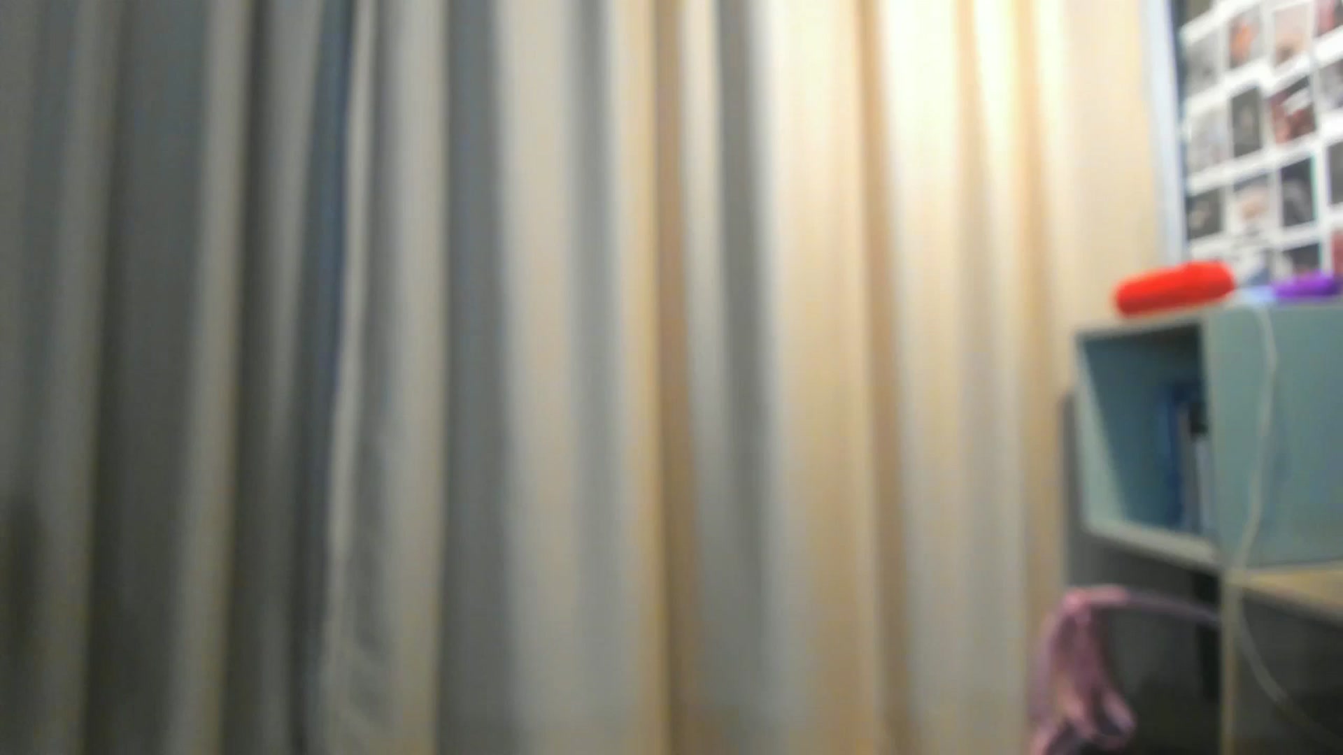 Gallery image thumbnail from Eve___'s myfreecams stream on, 03/28/2025, 17:07 image 8 of 20