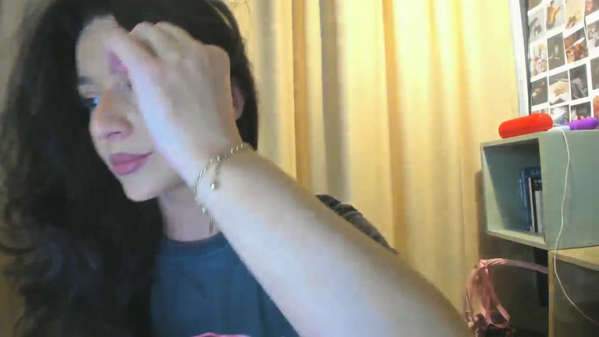 Gallery image thumbnail from Eve___'s myfreecams stream on, 03/28/2025, 17:07 image 10 of 20