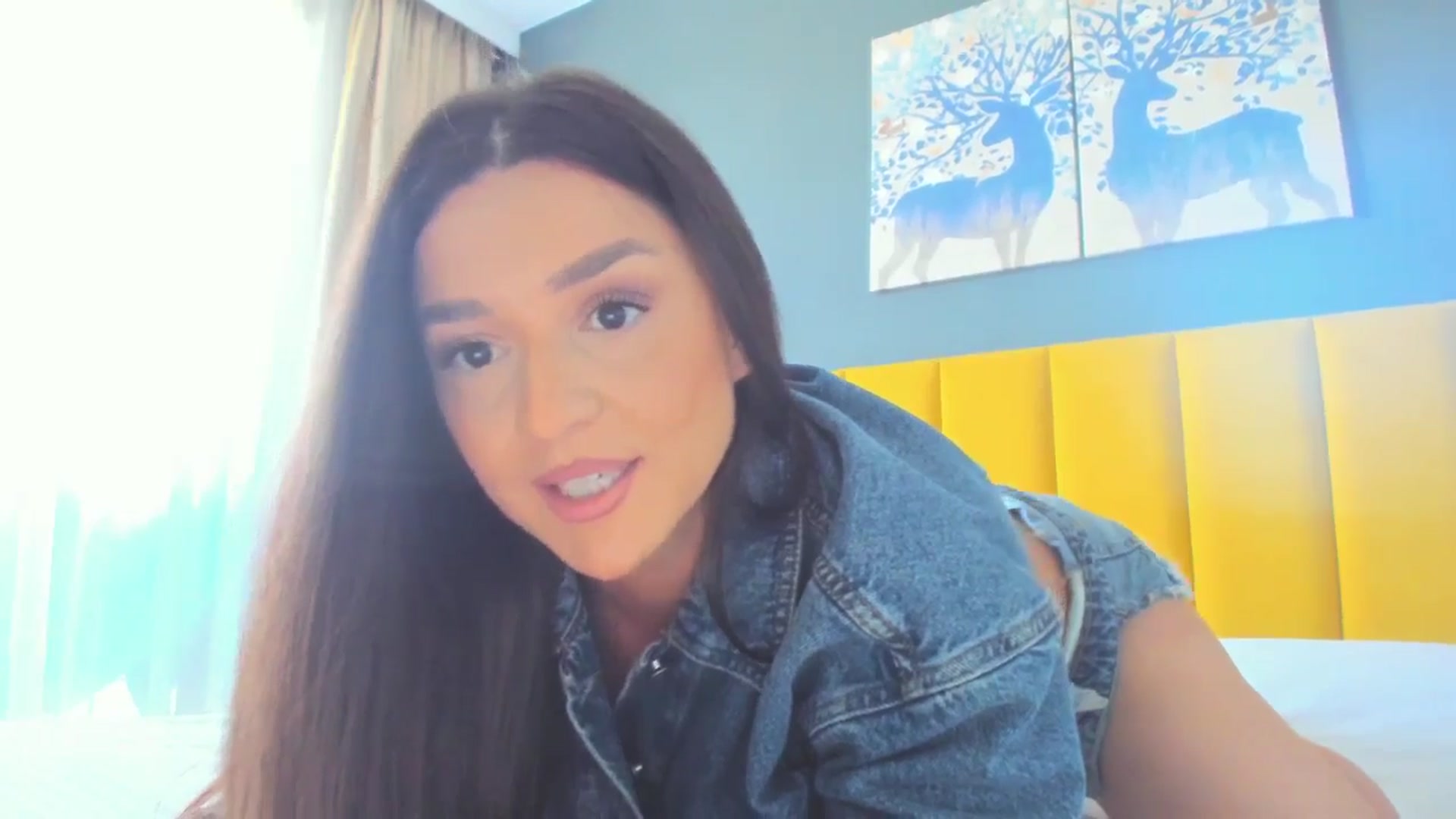 Gallery image thumbnail from Eve___'s myfreecams stream on, 05/02/2025, 12:38 image 4 of 20