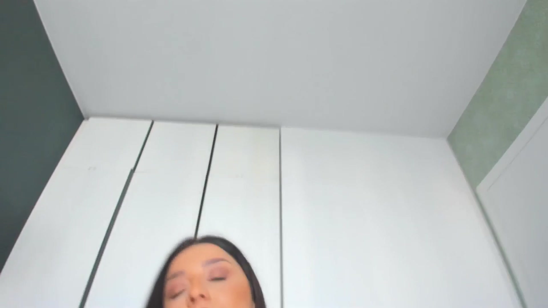 Gallery image thumbnail from Eve___'s myfreecams stream on, 05/02/2025, 14:23 image 14 of 20