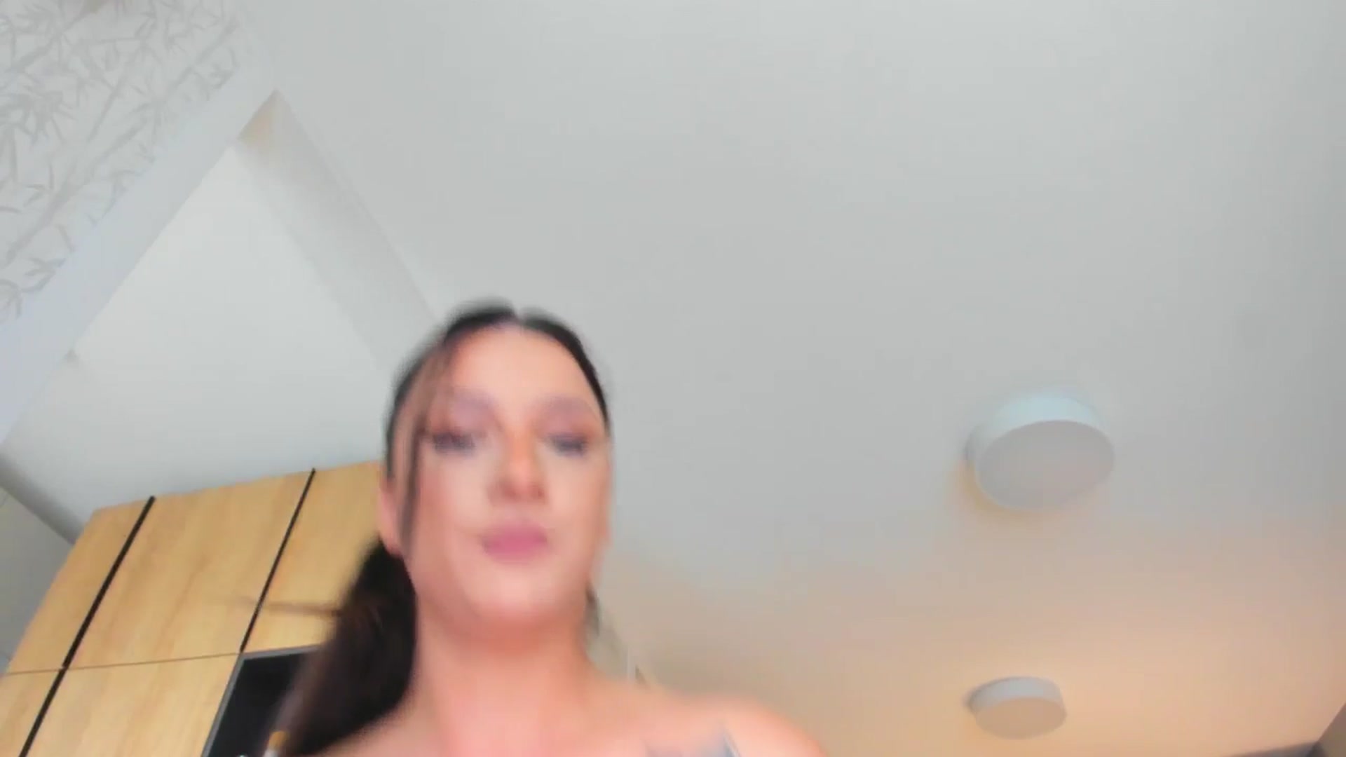 Gallery image thumbnail from Eve___'s myfreecams stream on, 05/06/2025, 14:25 image 11 of 20
