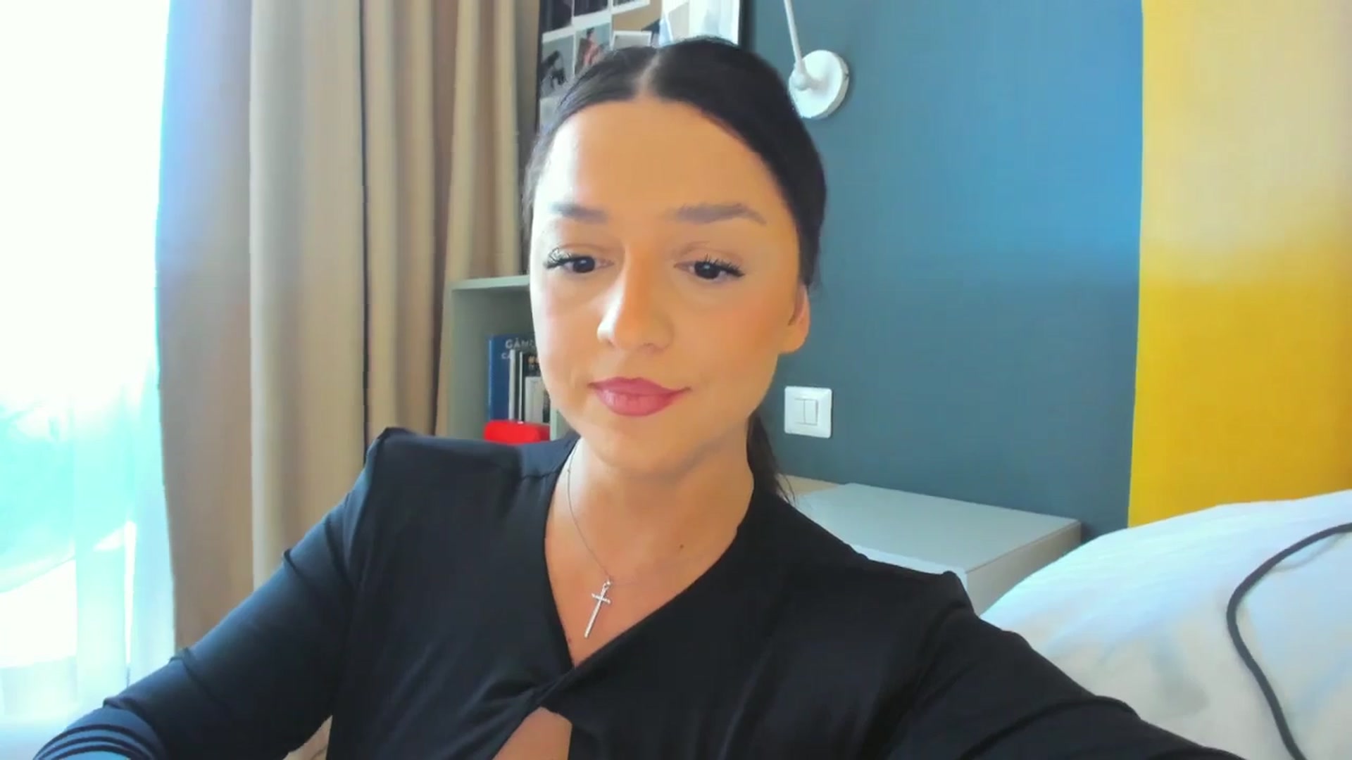 Gallery image thumbnail from Eve___'s myfreecams stream on, 05/10/2025, 14:00 image 4 of 20