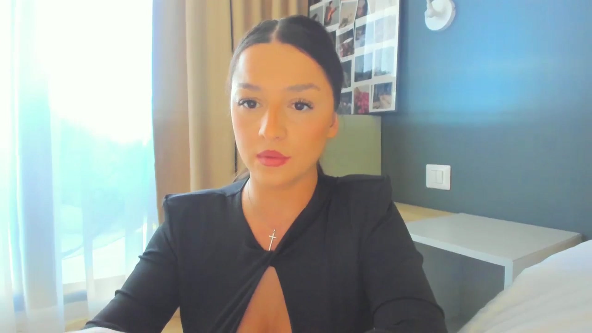 Gallery image thumbnail from Eve___'s myfreecams stream on, 05/10/2025, 14:00 image 20 of 20
