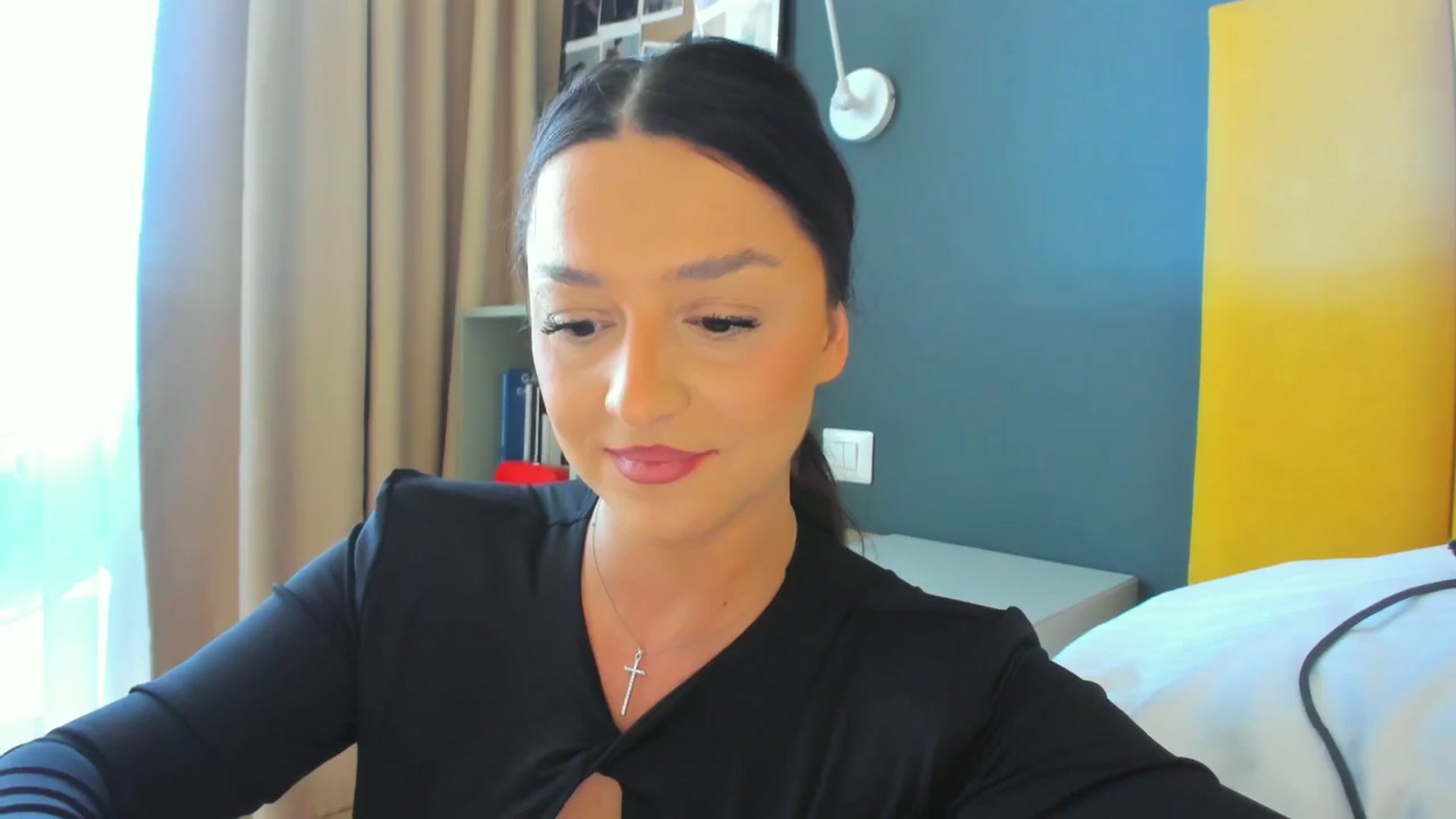 Gallery image thumbnail from Eve___'s myfreecams stream on, 05/10/2025, 14:00 image 3 of 20