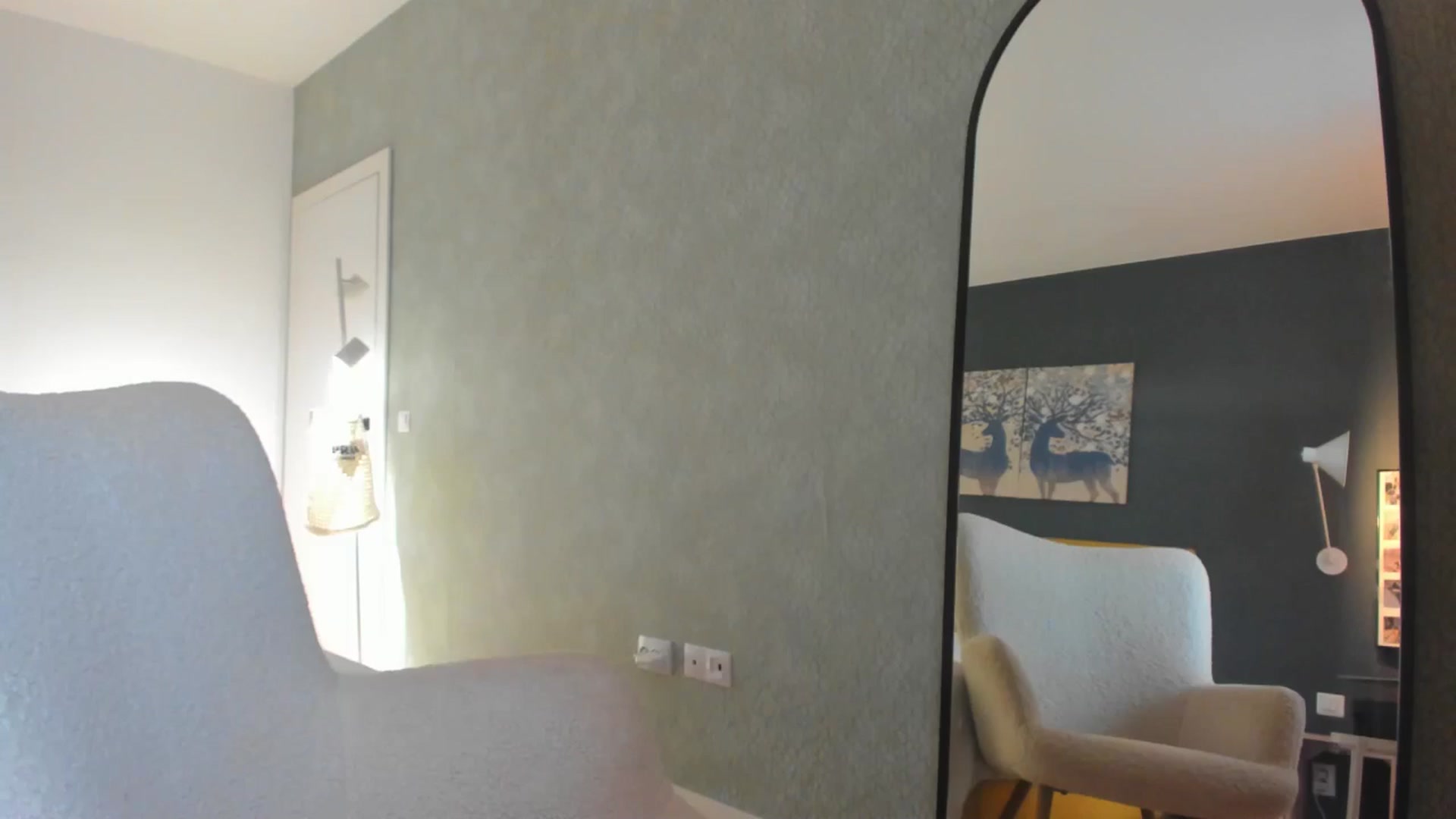 Gallery image thumbnail from Eve___'s myfreecams stream on, 05/18/2025, 14:32 image 1 of 20