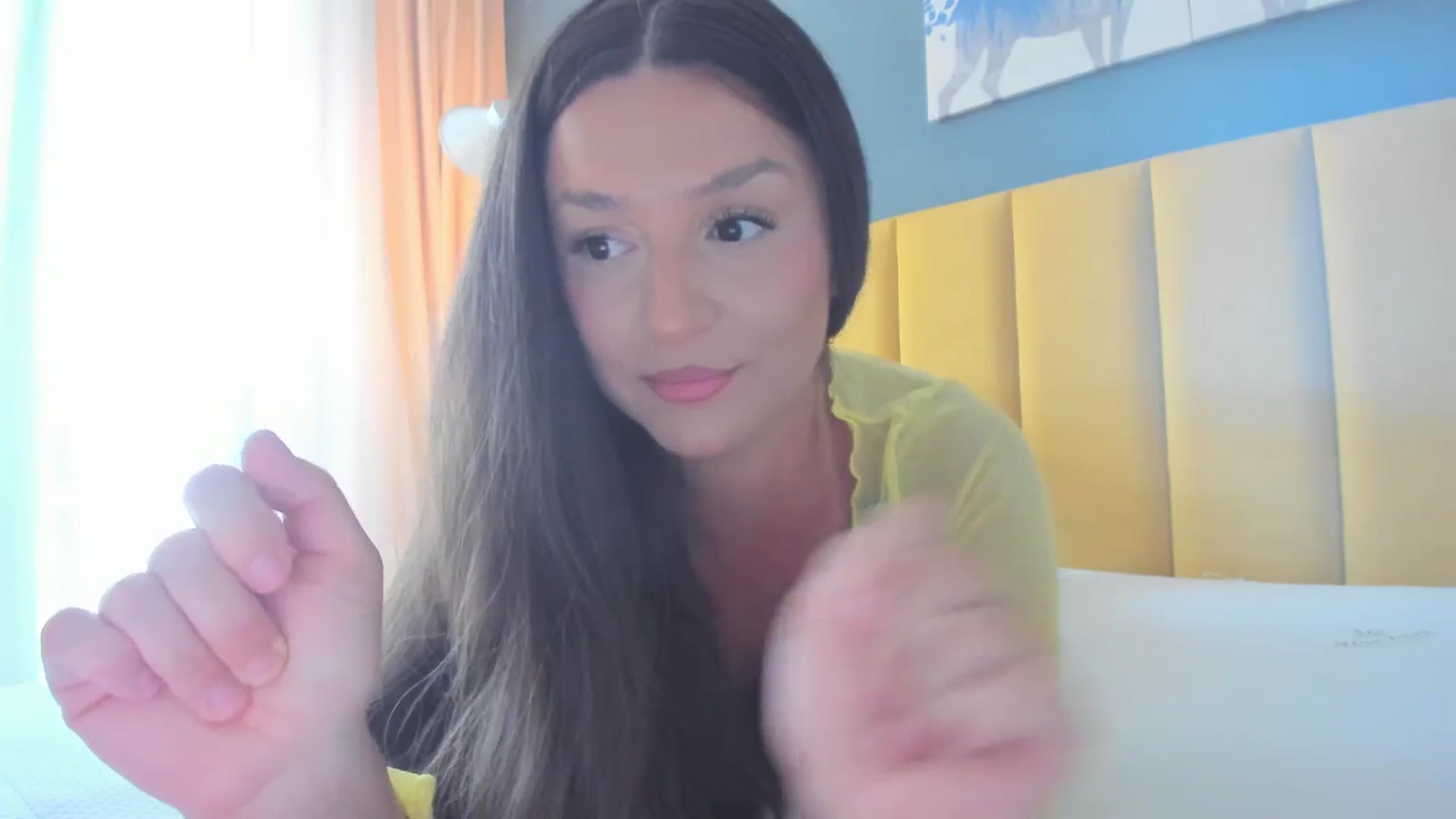 Gallery image thumbnail from Eve___'s myfreecams stream on, 06/18/2025, 13:18 image 6 of 20