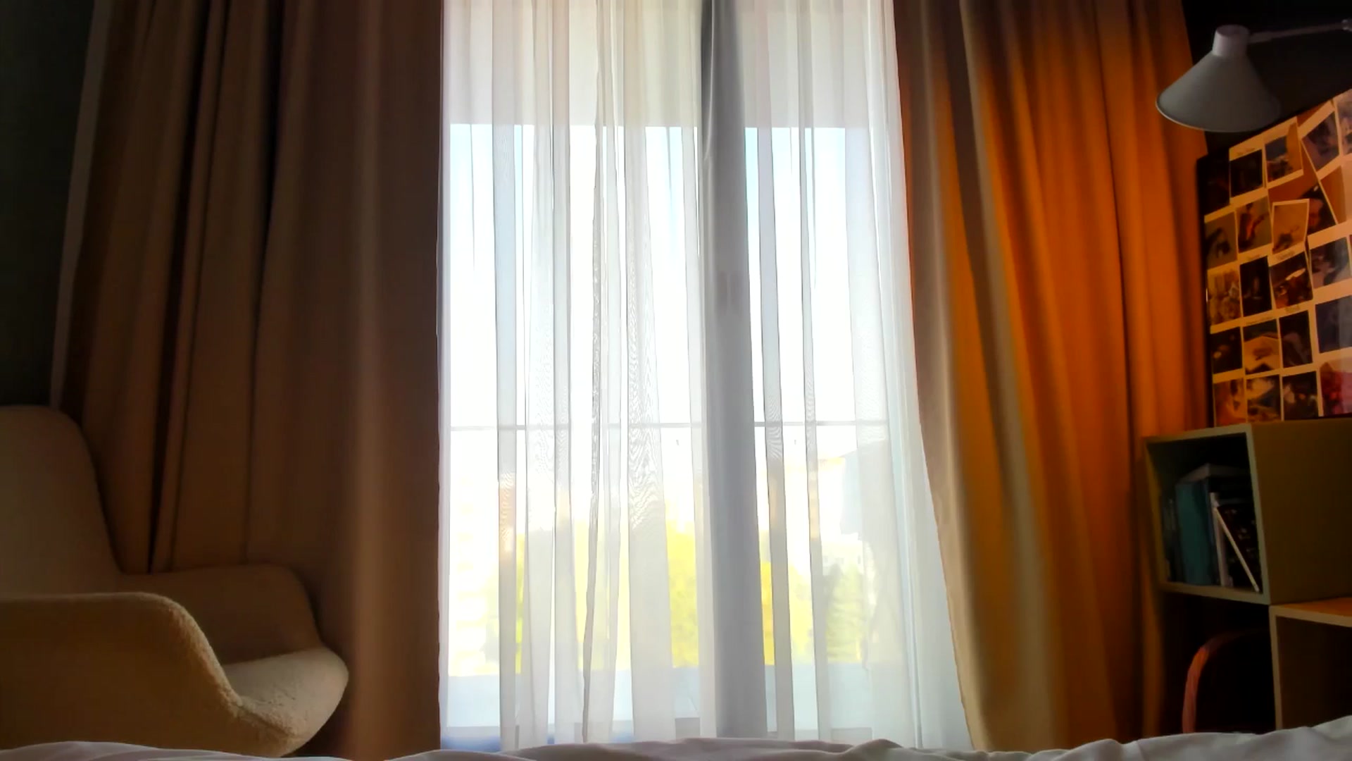 Gallery image thumbnail from Eve___'s myfreecams stream on, 08/10/2025, 15:40 image 6 of 20