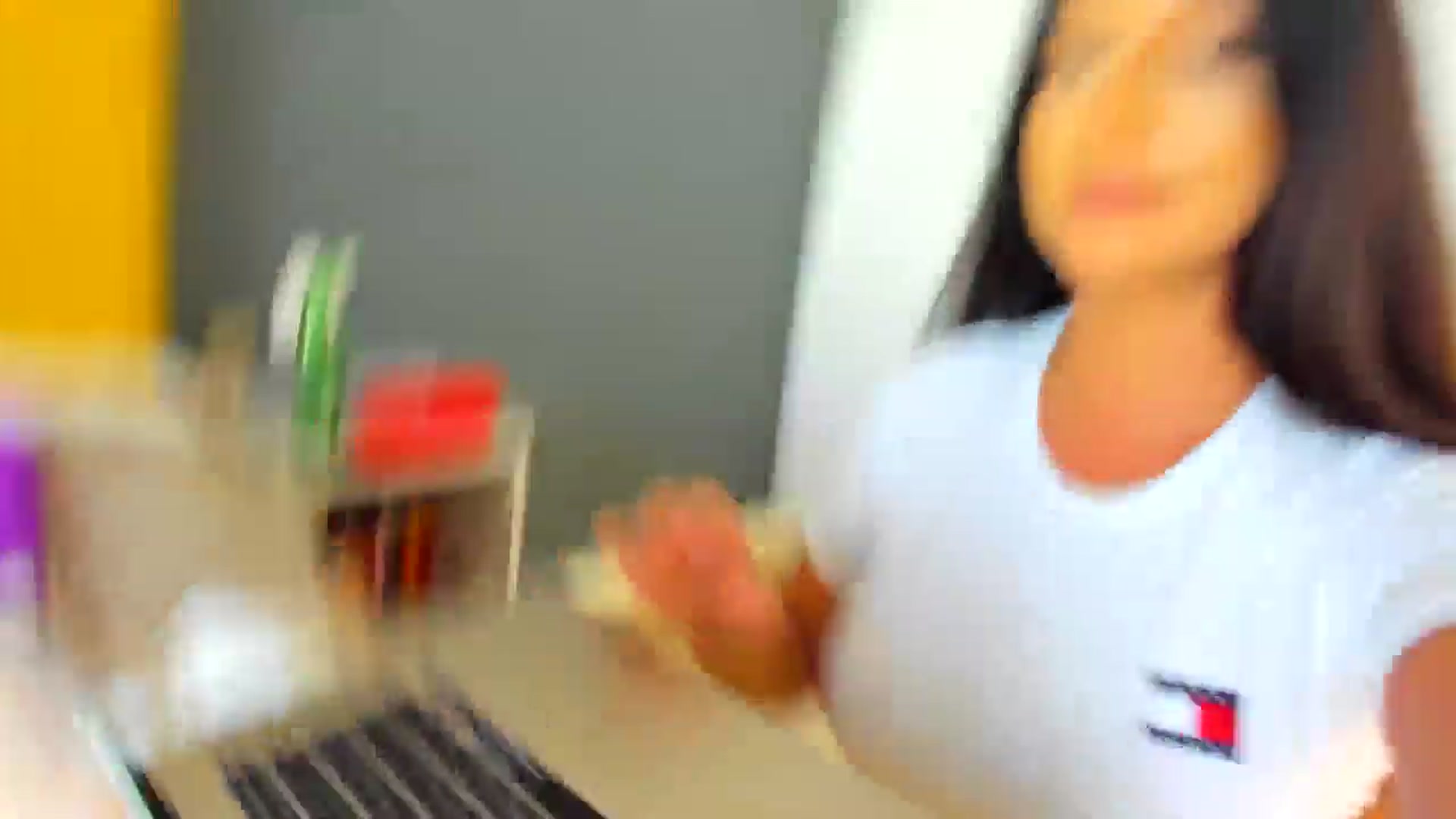 Gallery image thumbnail from Eve___'s myfreecams stream on, 08/10/2025, 15:40 image 2 of 20