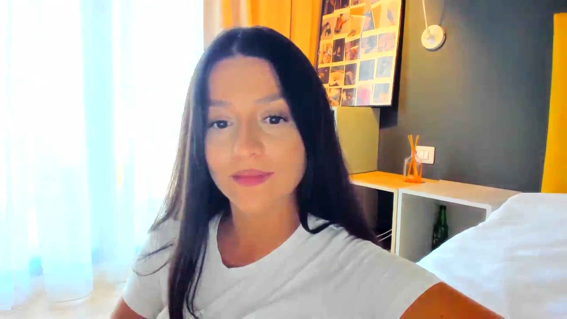 Gallery image thumbnail from Eve___'s myfreecams stream on, 08/10/2025, 15:53 image 2 of 20