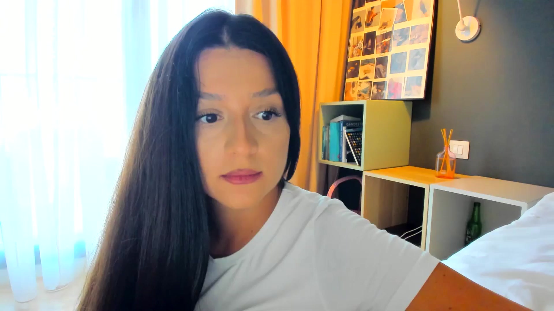 Gallery image thumbnail from Eve___'s myfreecams stream on, 08/10/2025, 15:53 image 1 of 20