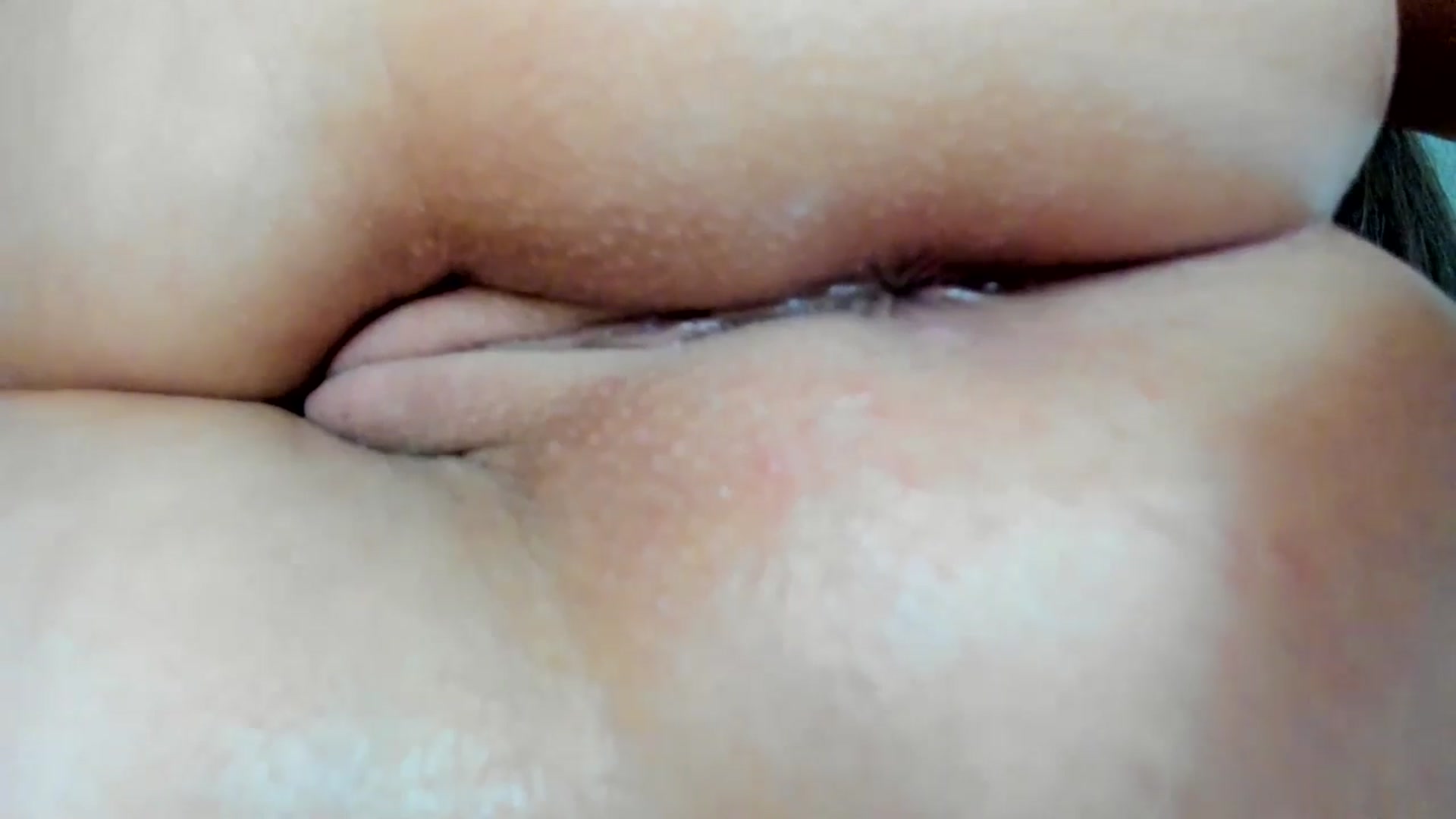 Gallery image thumbnail from Eve___'s myfreecams stream on, 08/18/2025, 17:10 image 17 of 20