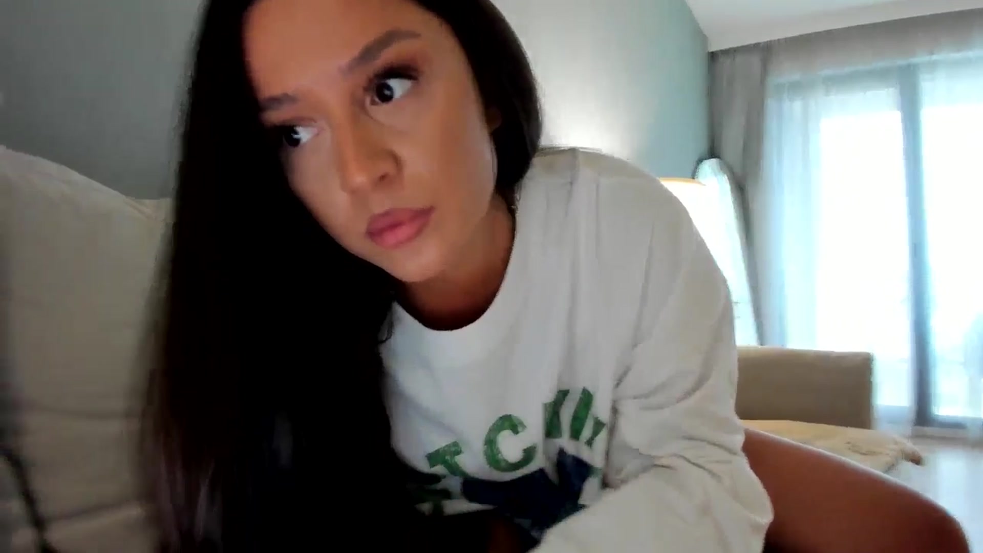 Gallery image thumbnail from Eve___'s myfreecams stream on, 08/22/2025, 14:42 image 16 of 20