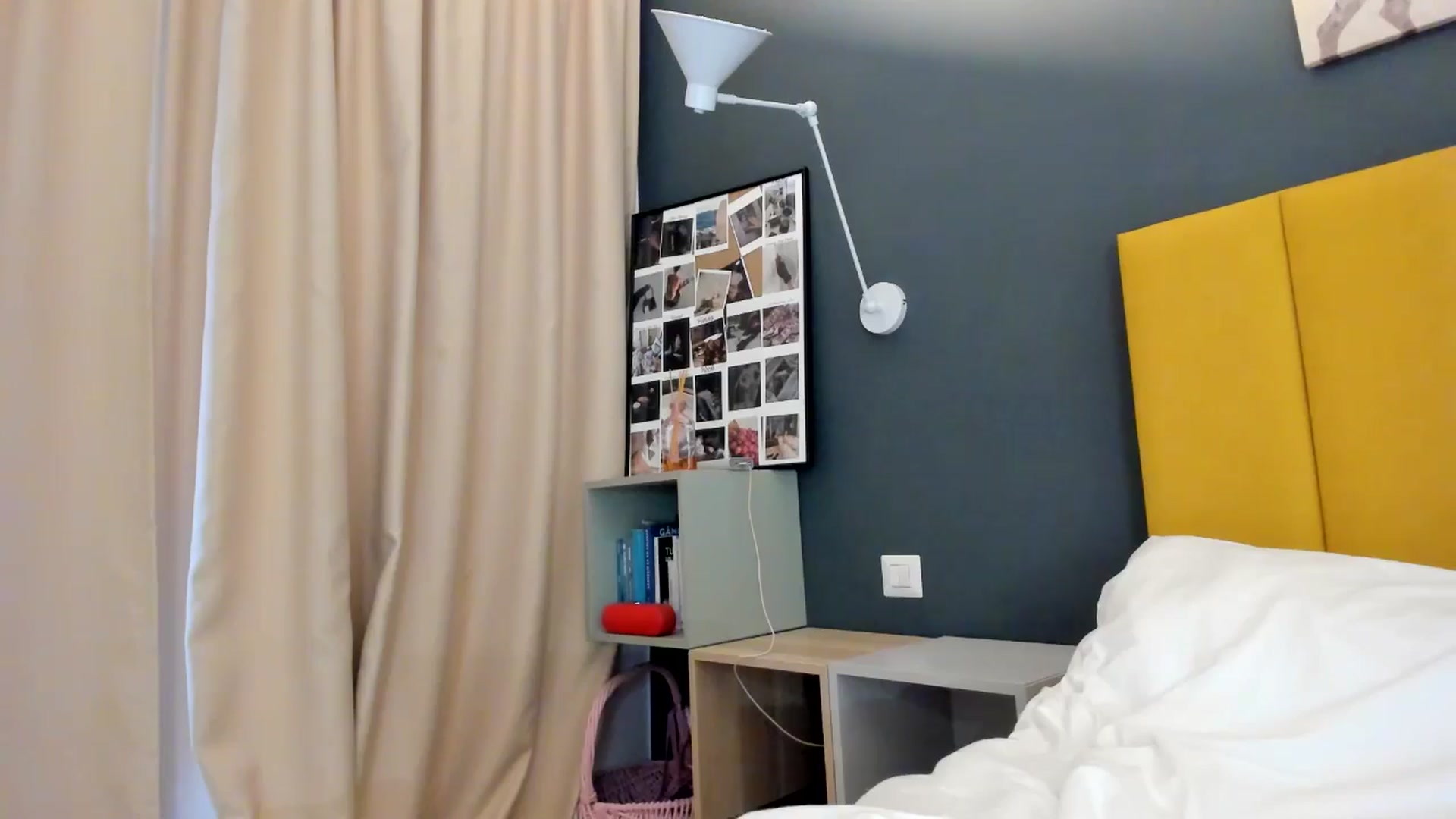 Gallery image thumbnail from Eve___'s myfreecams stream on, 09/25/2025, 15:23 image 11 of 20