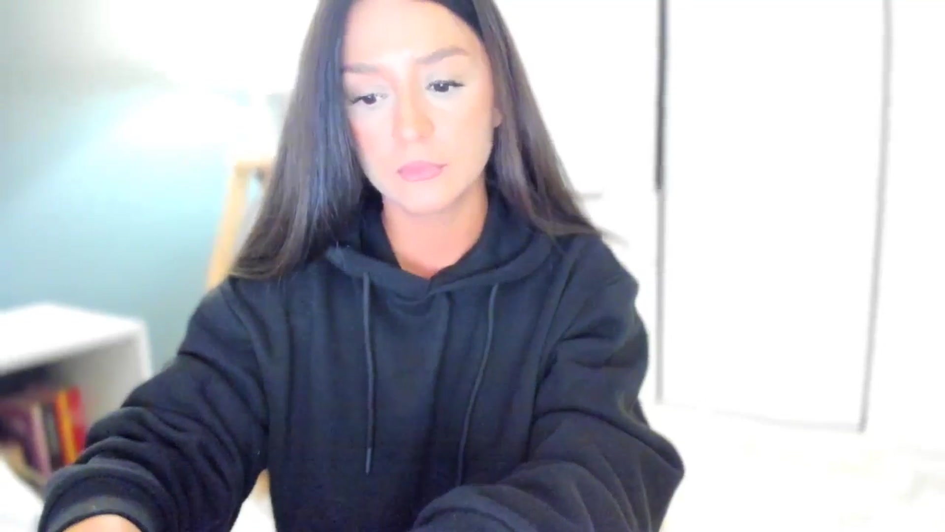 Gallery image thumbnail from Eve___'s myfreecams stream on, 10/05/2025, 18:18 image 7 of 20